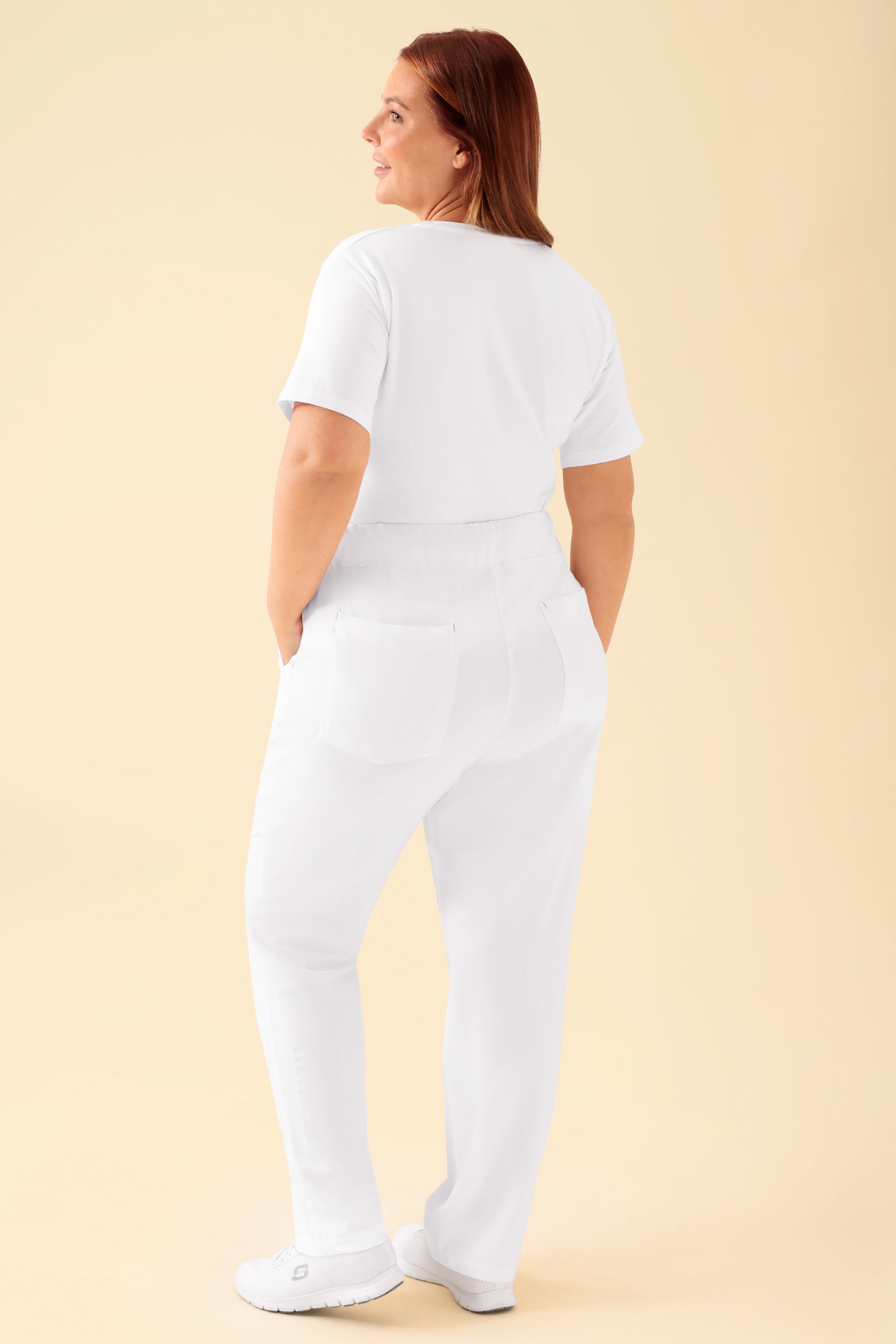 KAERE broek dames - zonder beenzak wit, Achterzijde view Het model is 173 cm lang en draagt maat XL