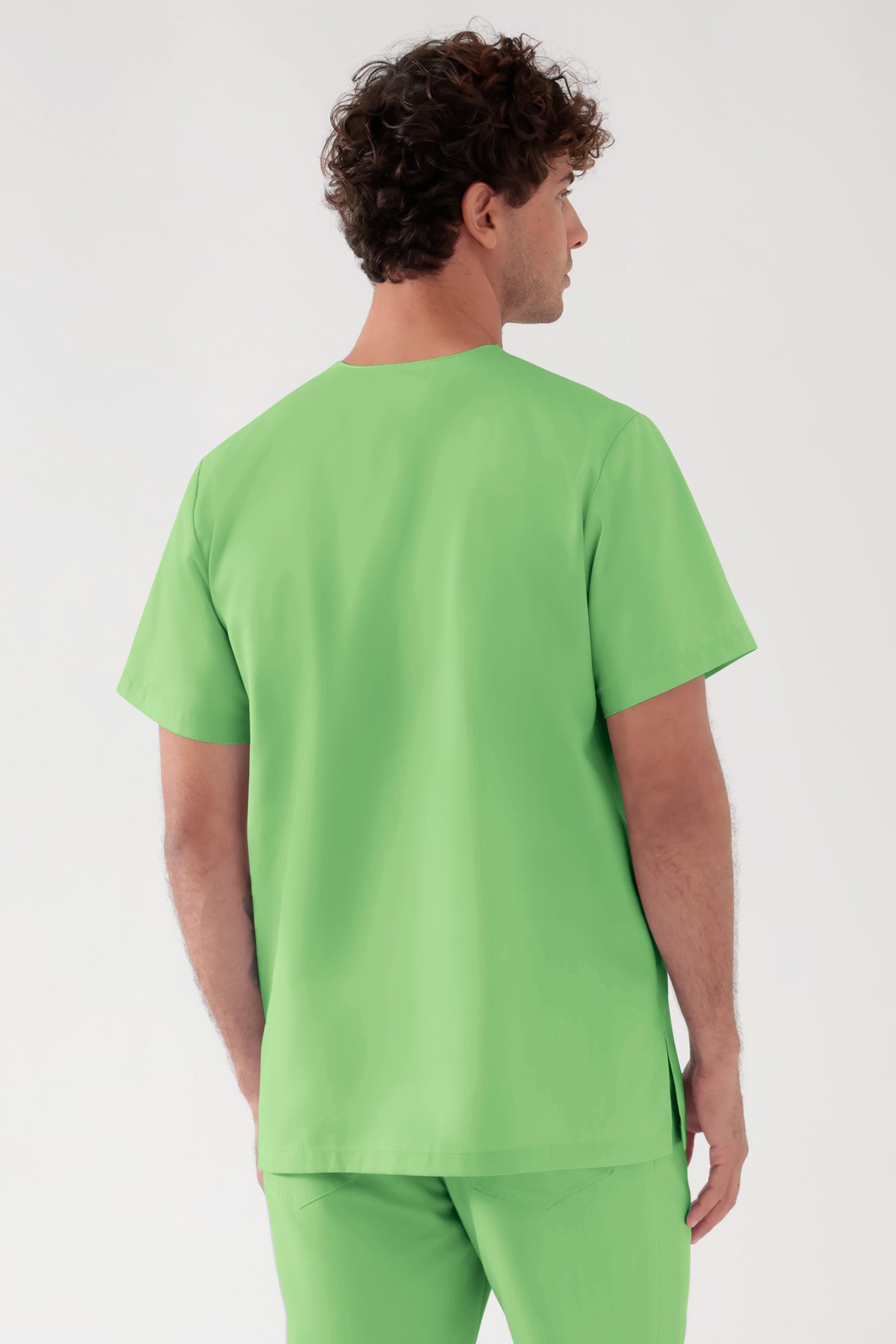 TENCEL™ oversteektuniek heren - V-hals appelgroen, Achterzijde view
