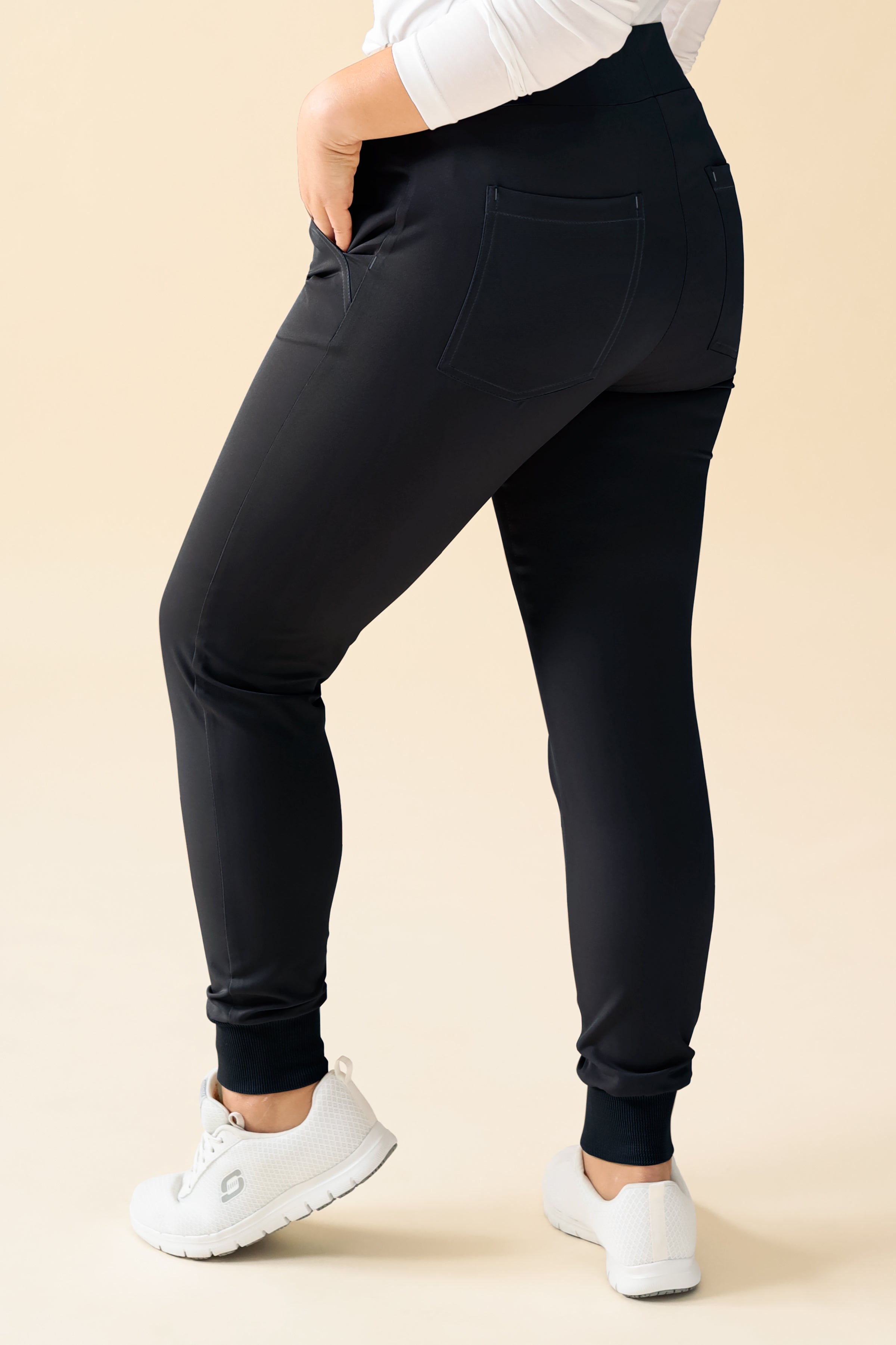 KAERE broek dames - zoom met elastische boord korte maat zonder beenzak zwart