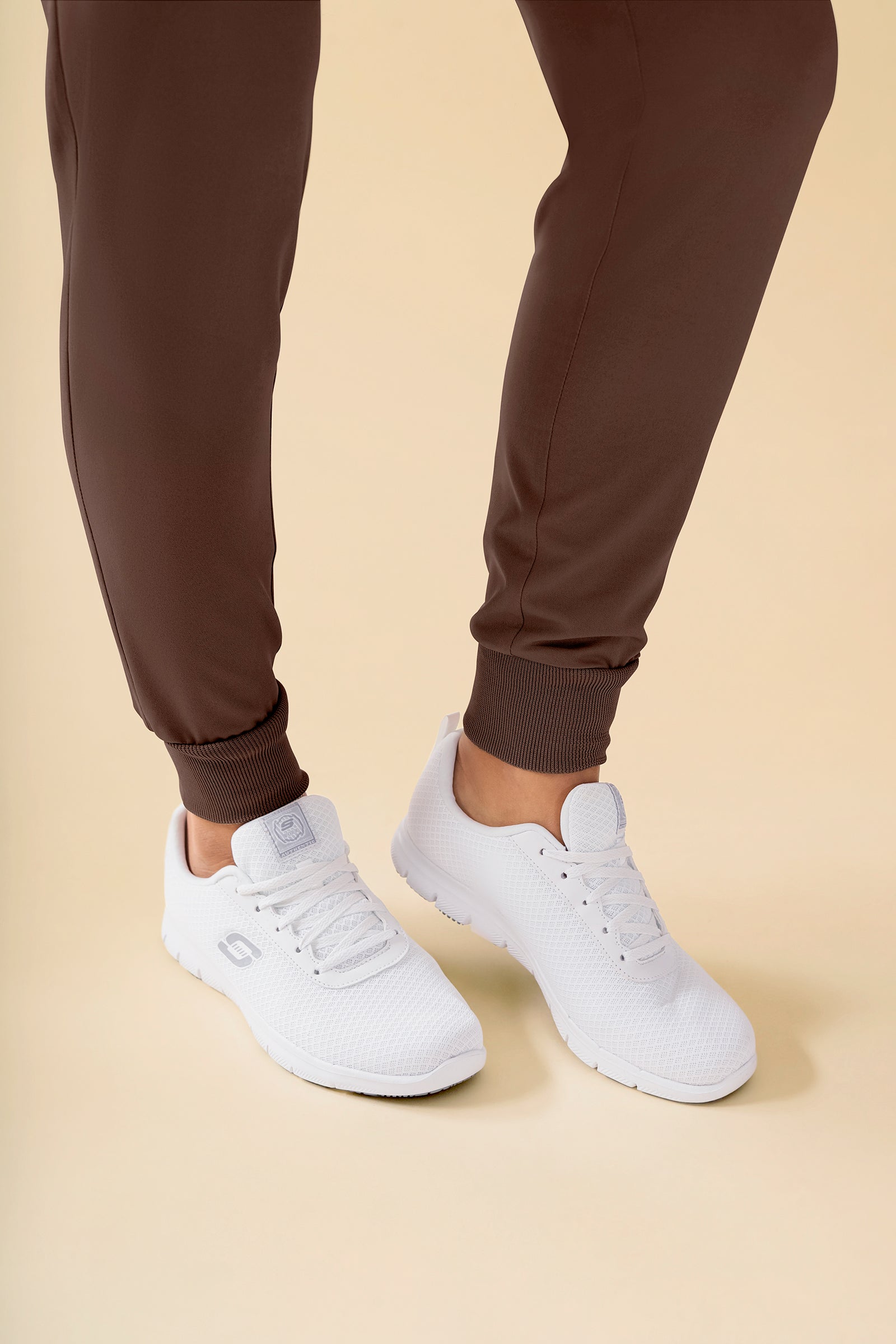 KAERE broek dames - zoom met elastische boord korte maat zonder beenzak coffee