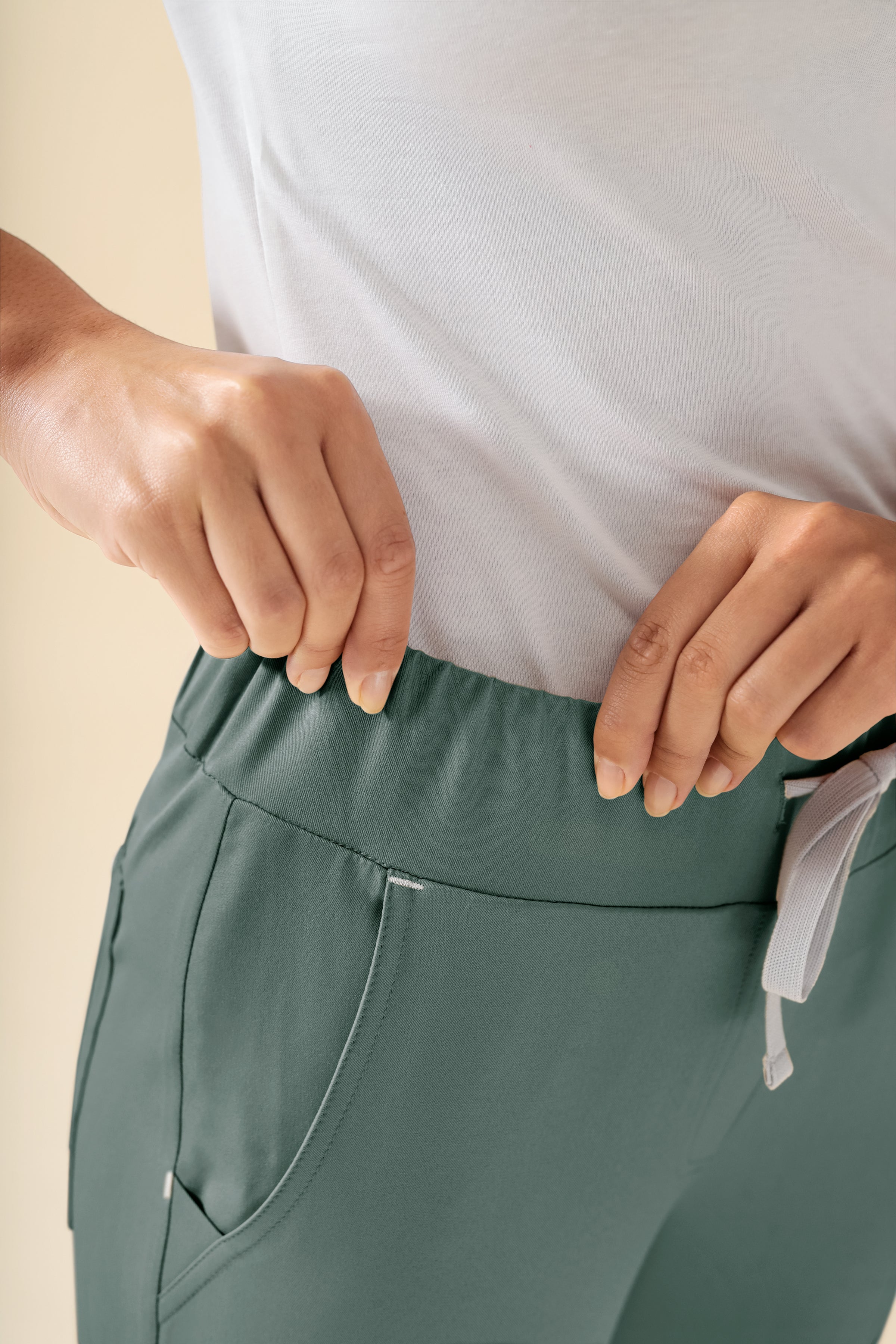 KAERE broek dames - korte maat zonder beenzak donkergroen