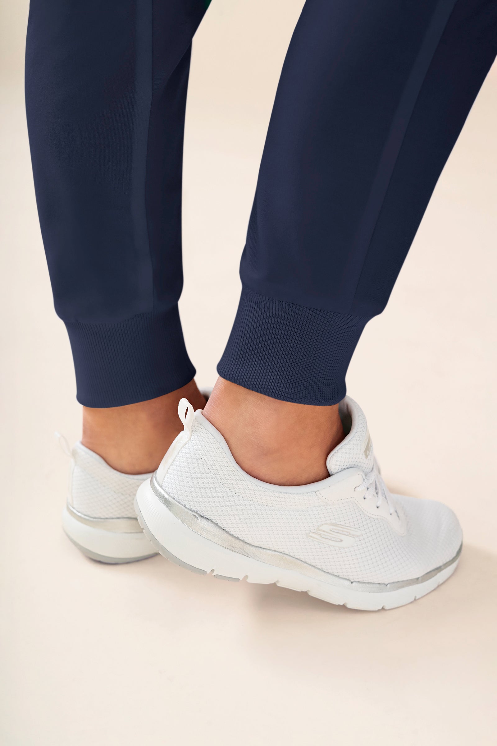 KAERE broek dames - zoom met elastische boord korte maat met beenzak navy