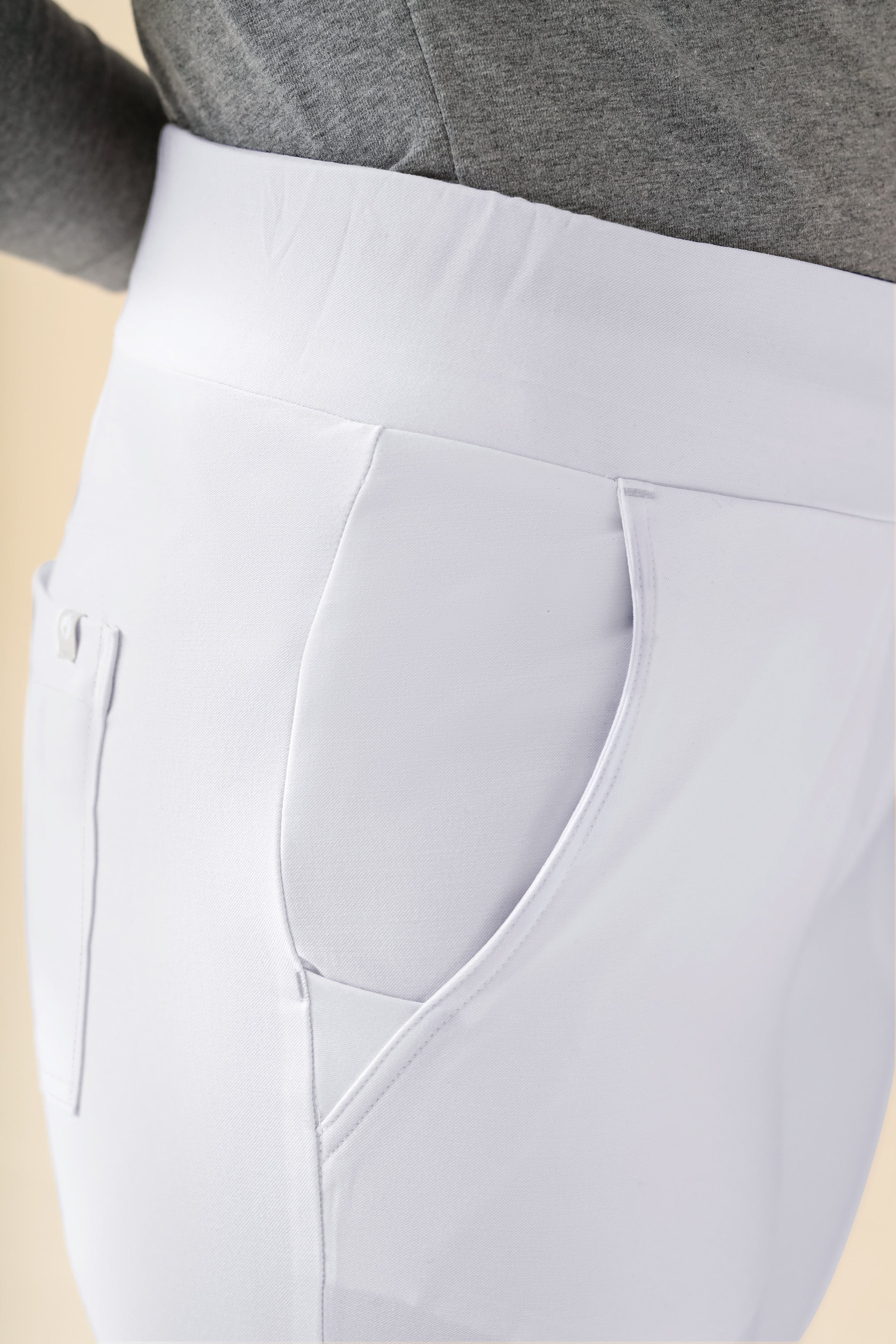 KAERE broek dames - zoom met elastische boord korte maat zonder beenzak wit