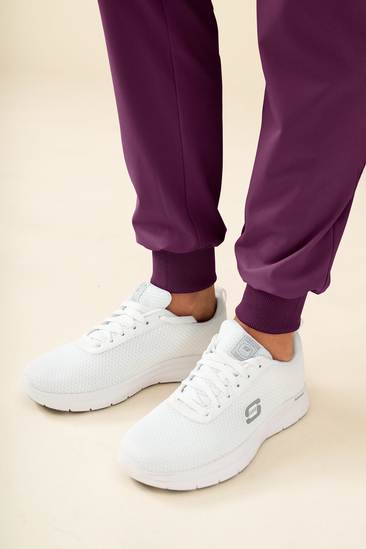 KAERE broek heren - zoom met elastische boord en beenzak pruimen