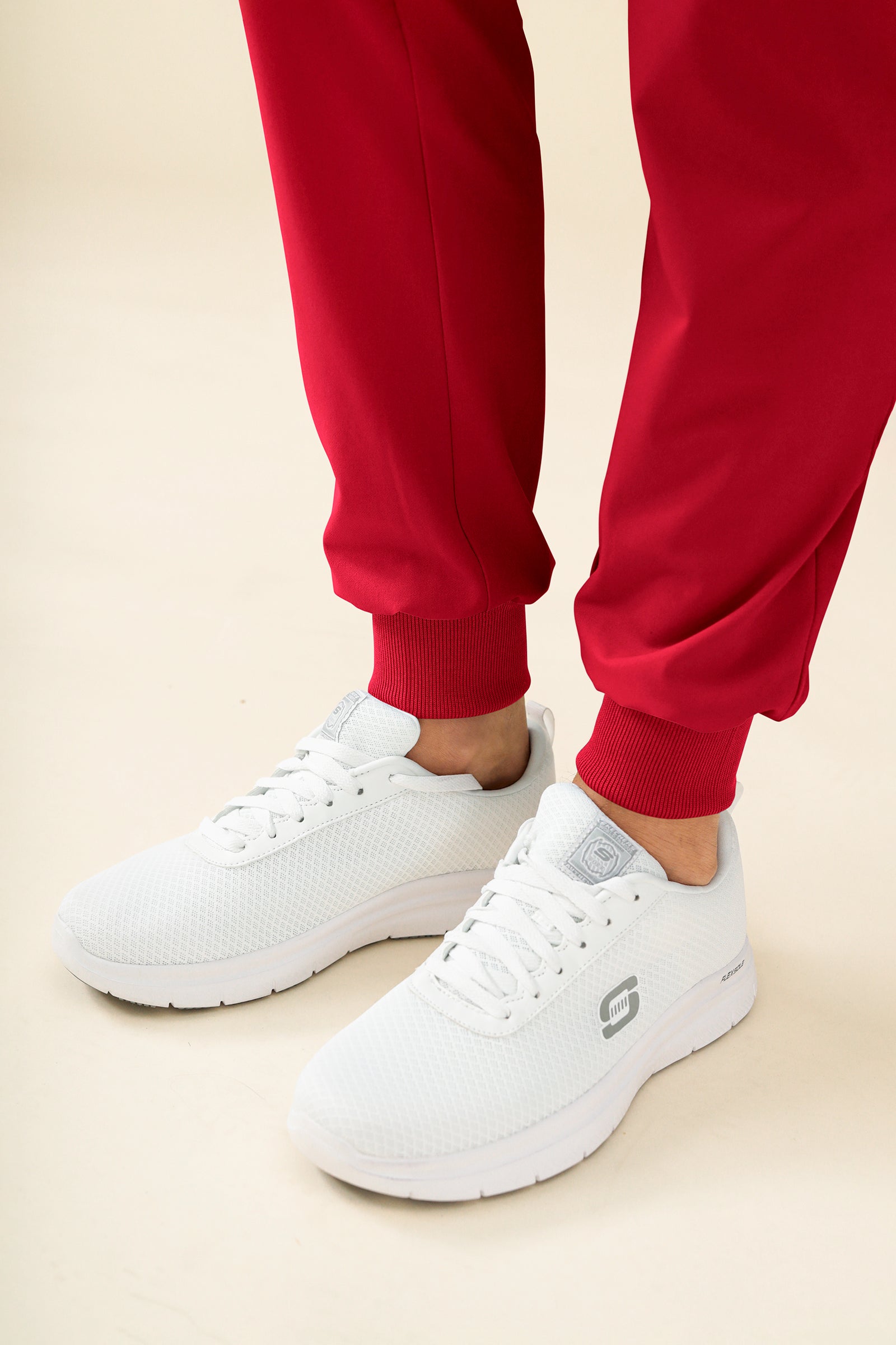 KAERE broek heren - zoom met elastische boord korte maat met beenzak rood