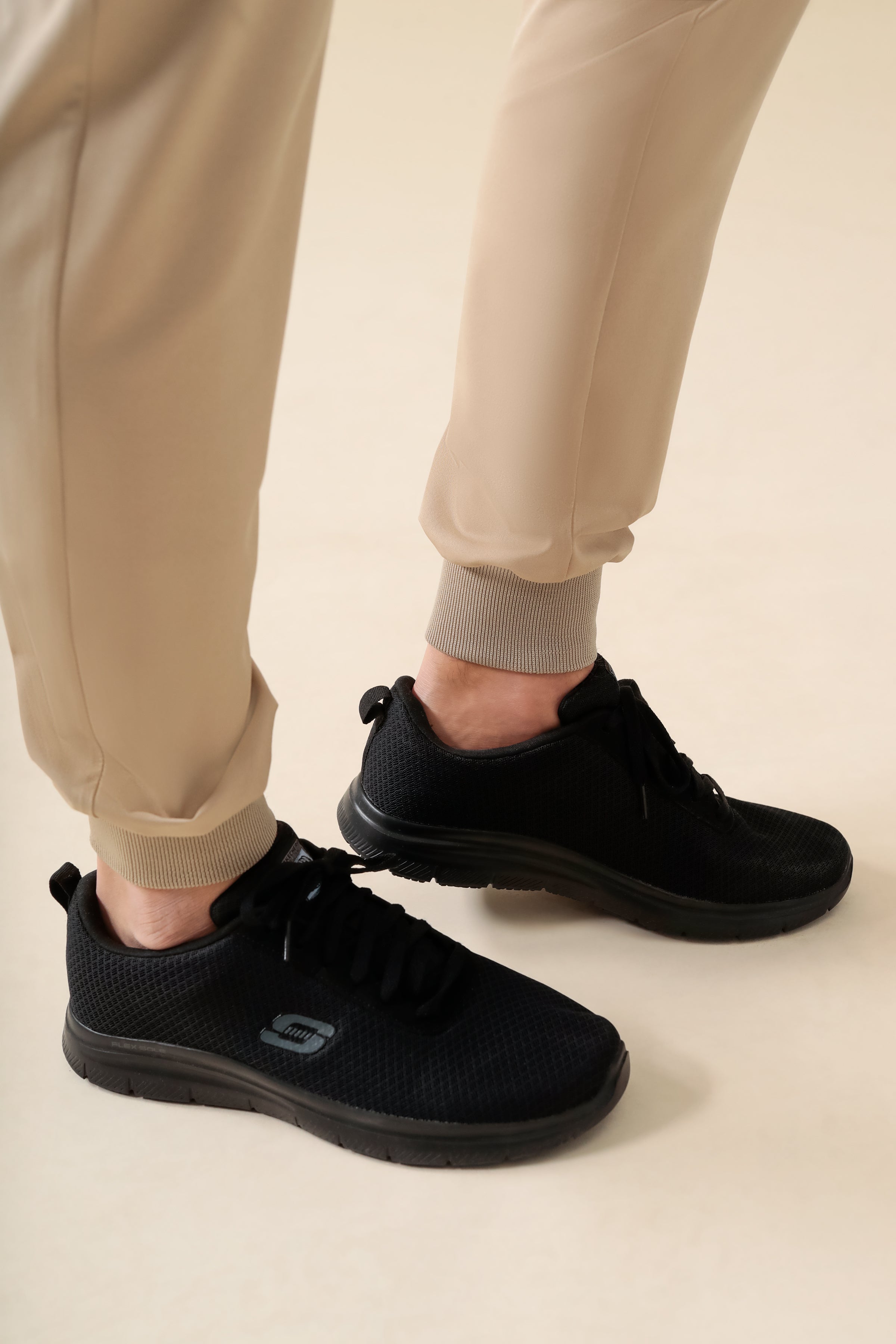 KAERE broek heren - zoom met elastische boord en beenzak zand