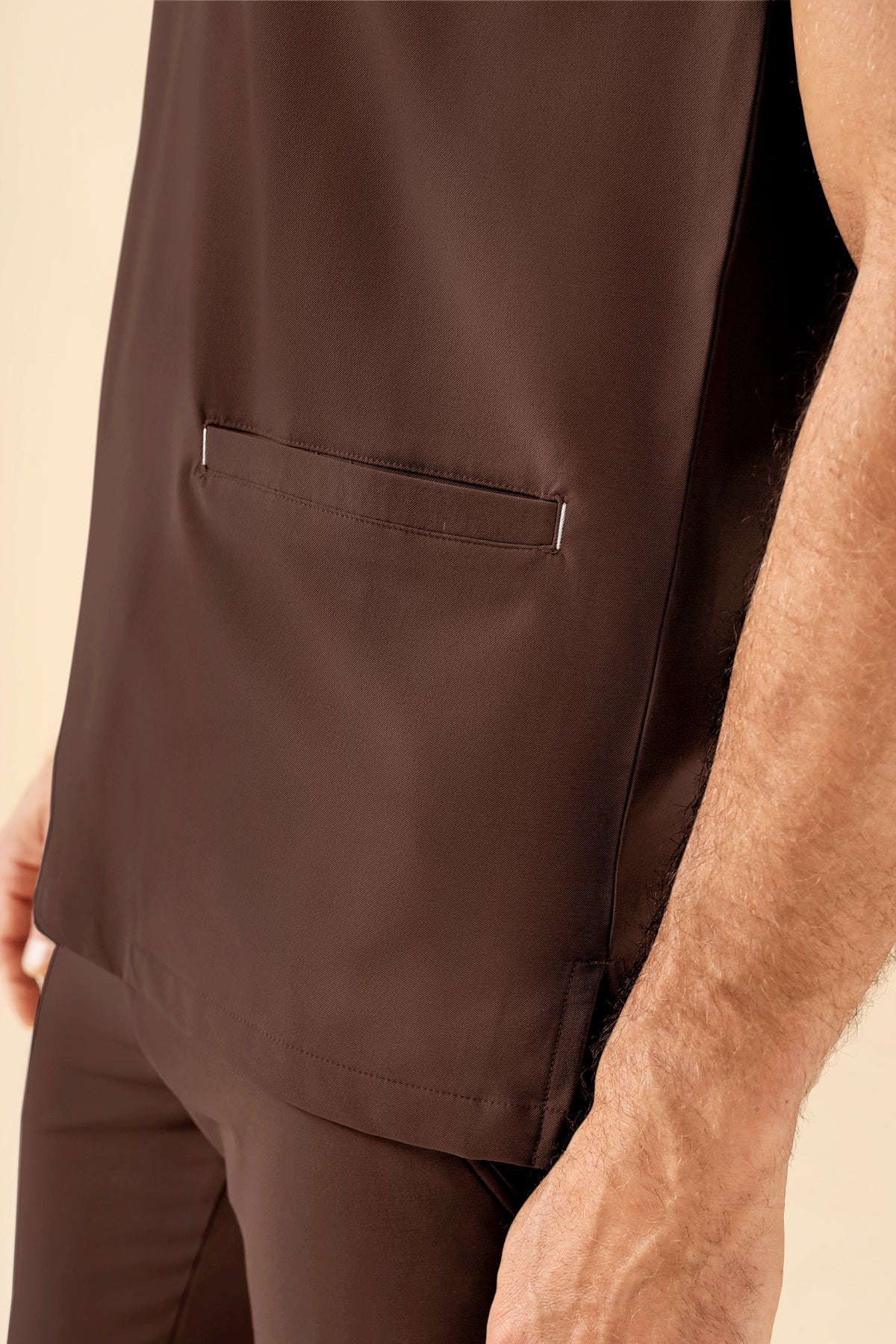 KAERE oversteektuniek heren - V-hals coffee
