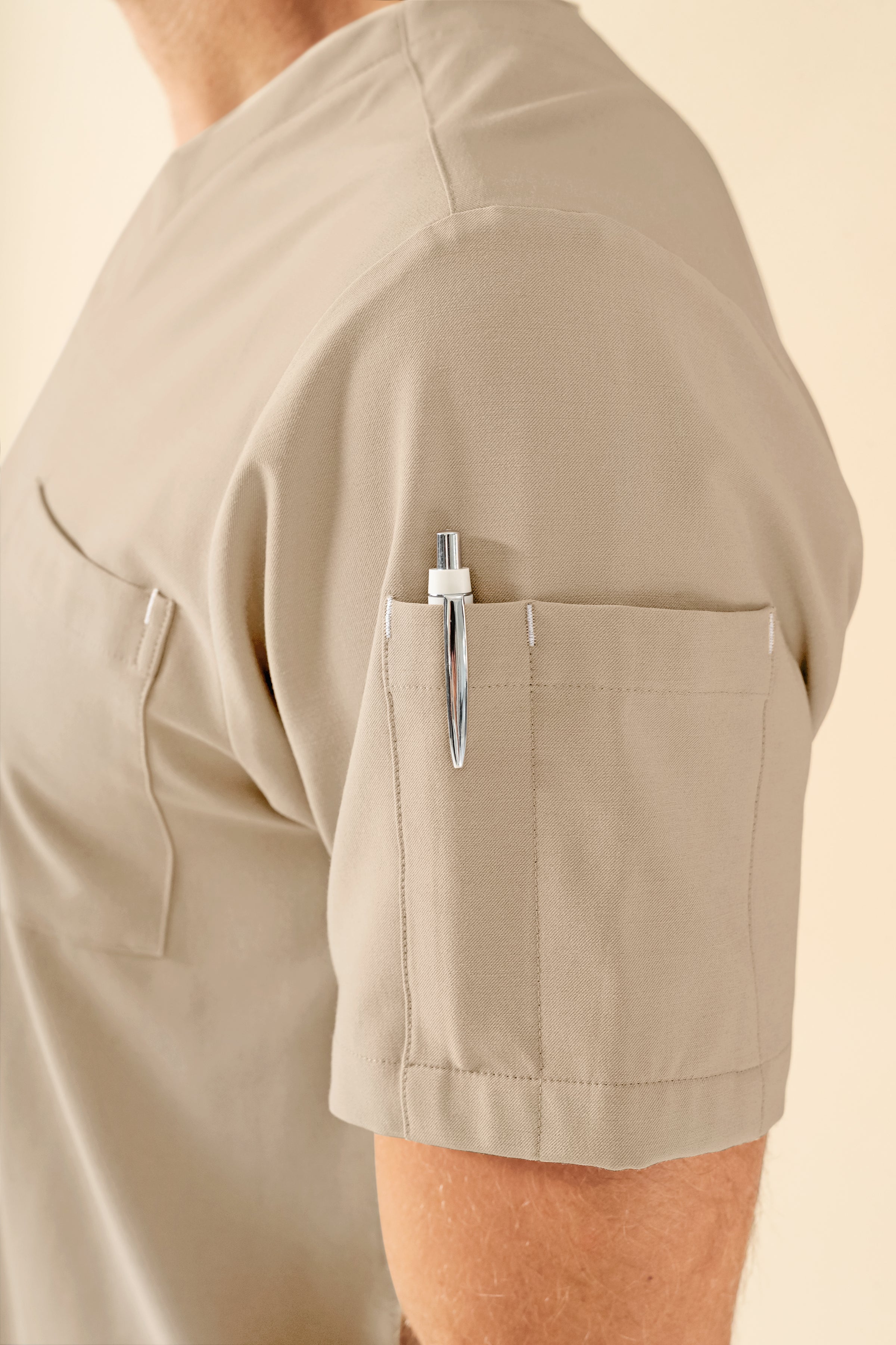 KAERE oversteektuniek heren - V-hals zand