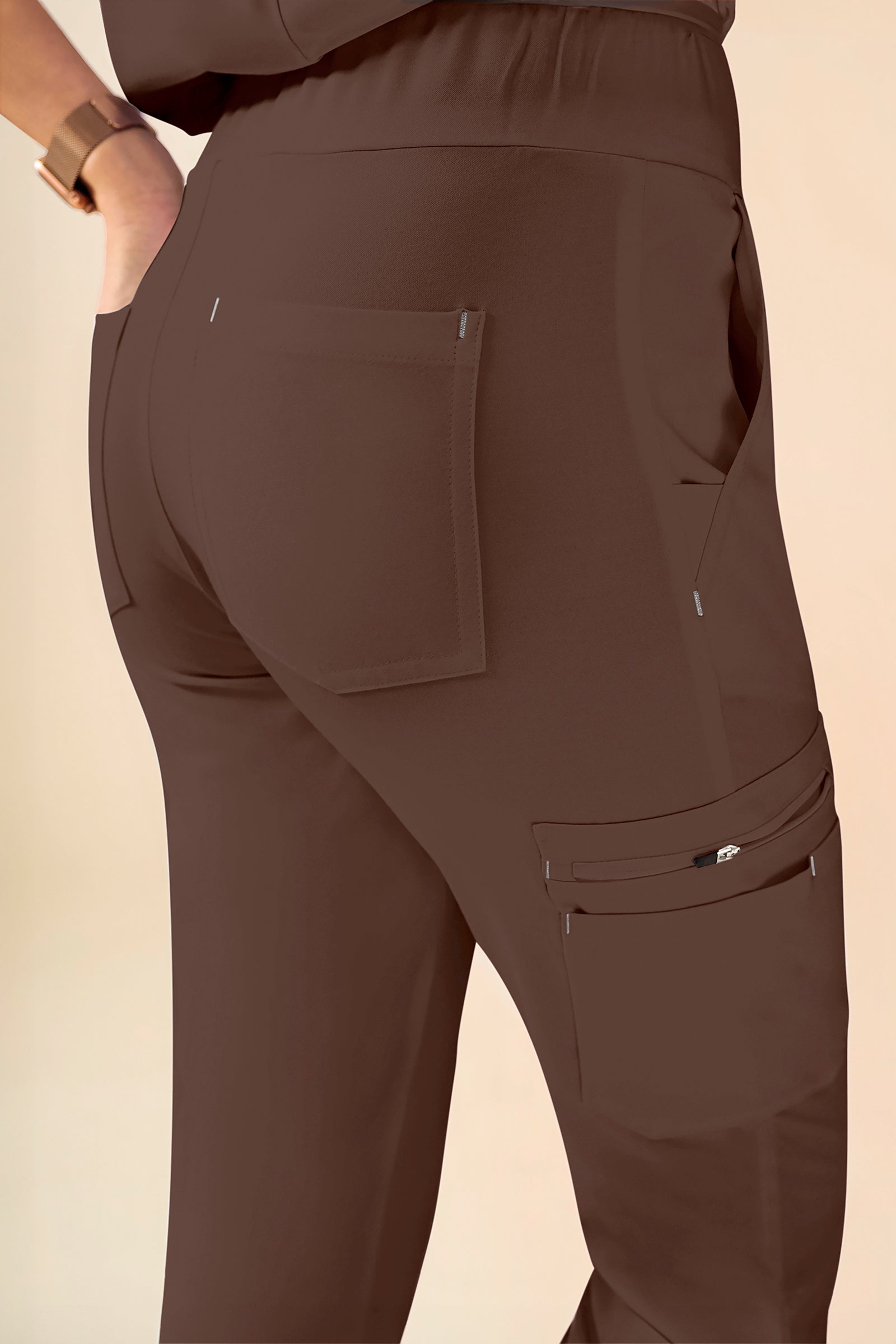 KAERE broek dames - zoom met elastische boord en beenzak coffee