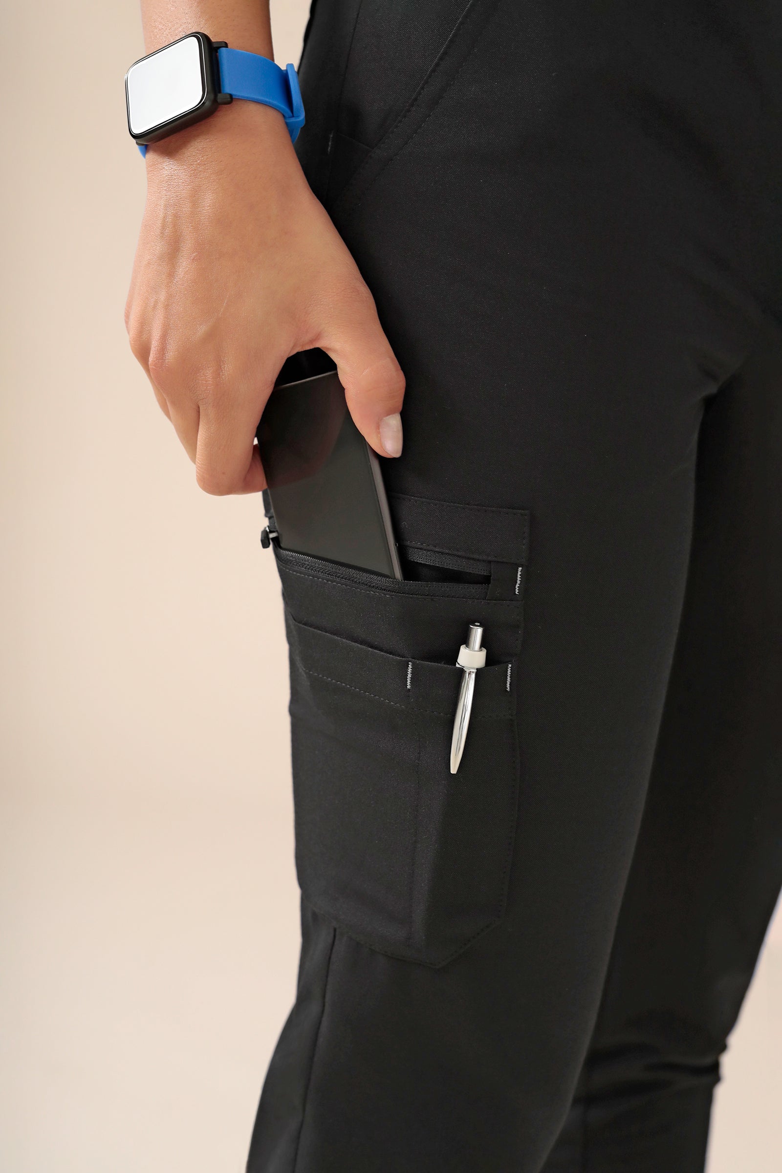 KAERE broek dames - zoom met elastische boord en beenzak zwart