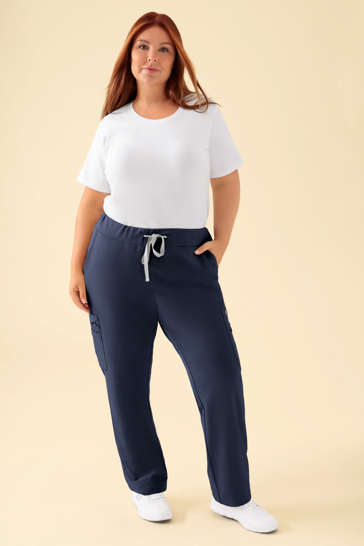 KAERE broek dames - met beenzak navy, Voorzijde view Het model is 173 cm lang en draagt maat XL