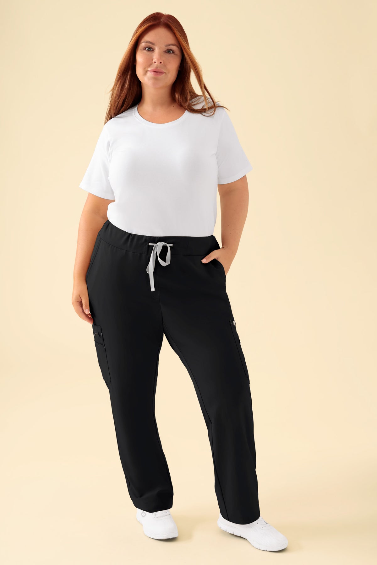 KAERE broek dames - met beenzak zwart, Voorzijde view Het model is 173 cm lang en draagt maat XL