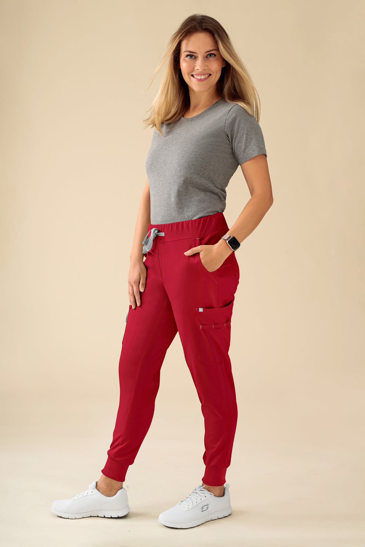 KAERE broek dames - zoom met elastische boord korte maat met beenzak rood
