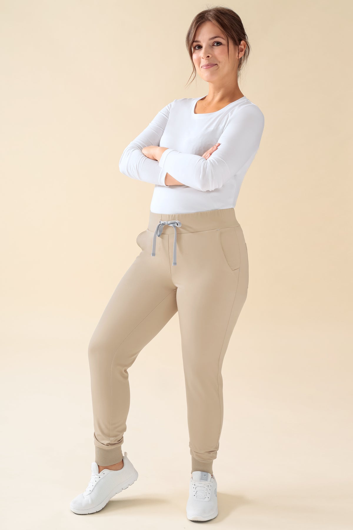 KAERE broek dames - zoom met elastische boord korte maat zonder beenzak zand, Voorzijde view