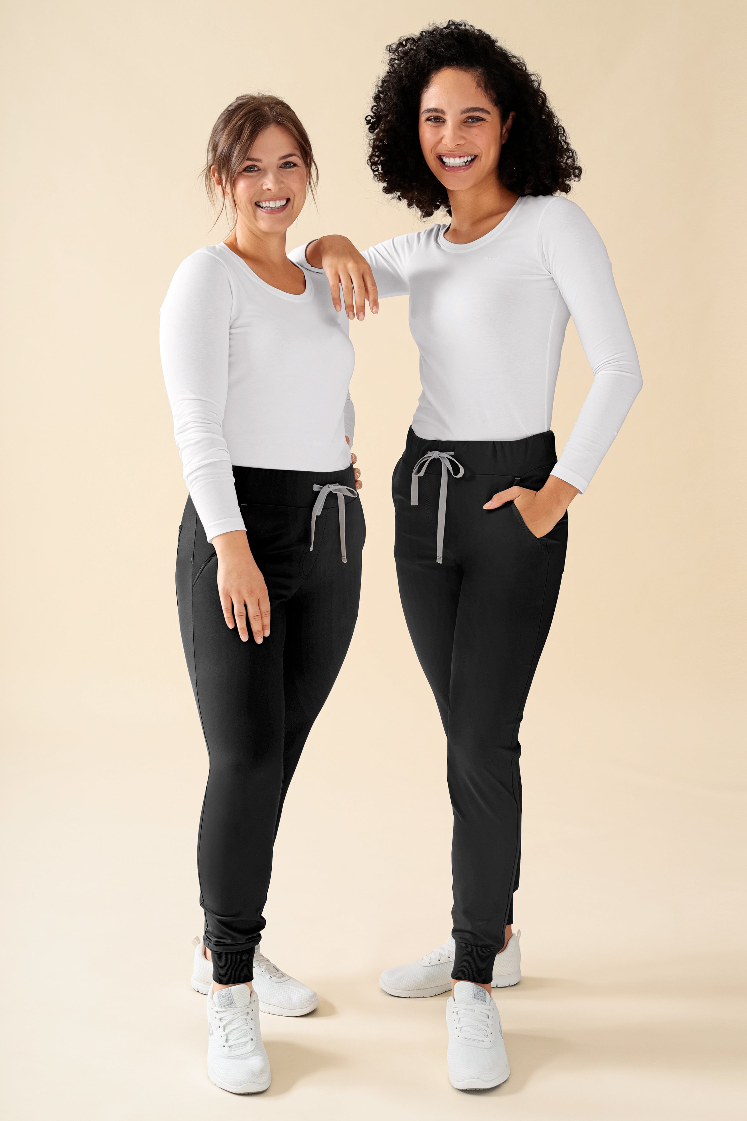 KAERE broek dames - zoom met elastische boord korte maat zonder beenzak zwart