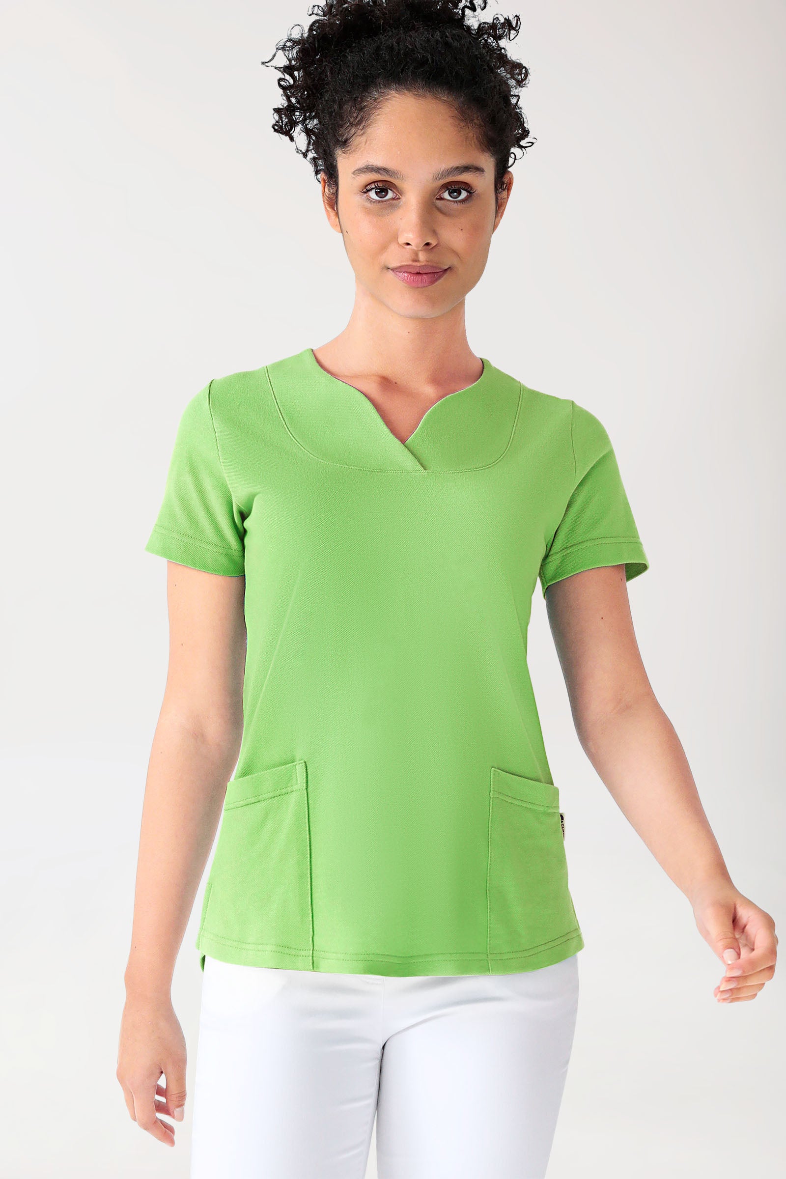 Piqué long-shirt dames - diagonale halslijn appelgroen