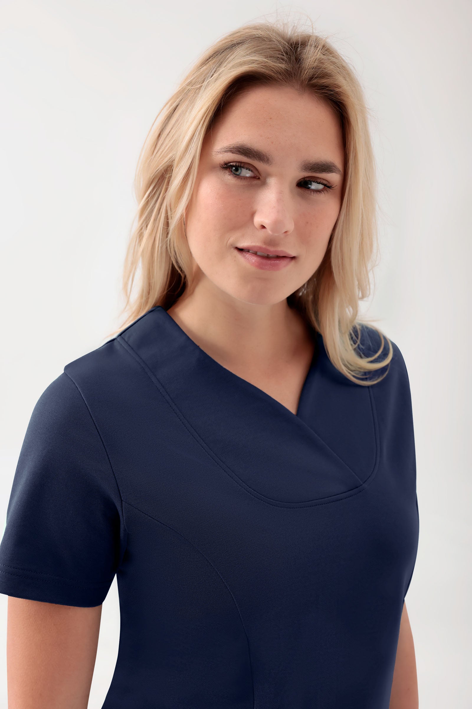 COMFY FLEX stretch oversteektuniek dames - hartvormige hals navy