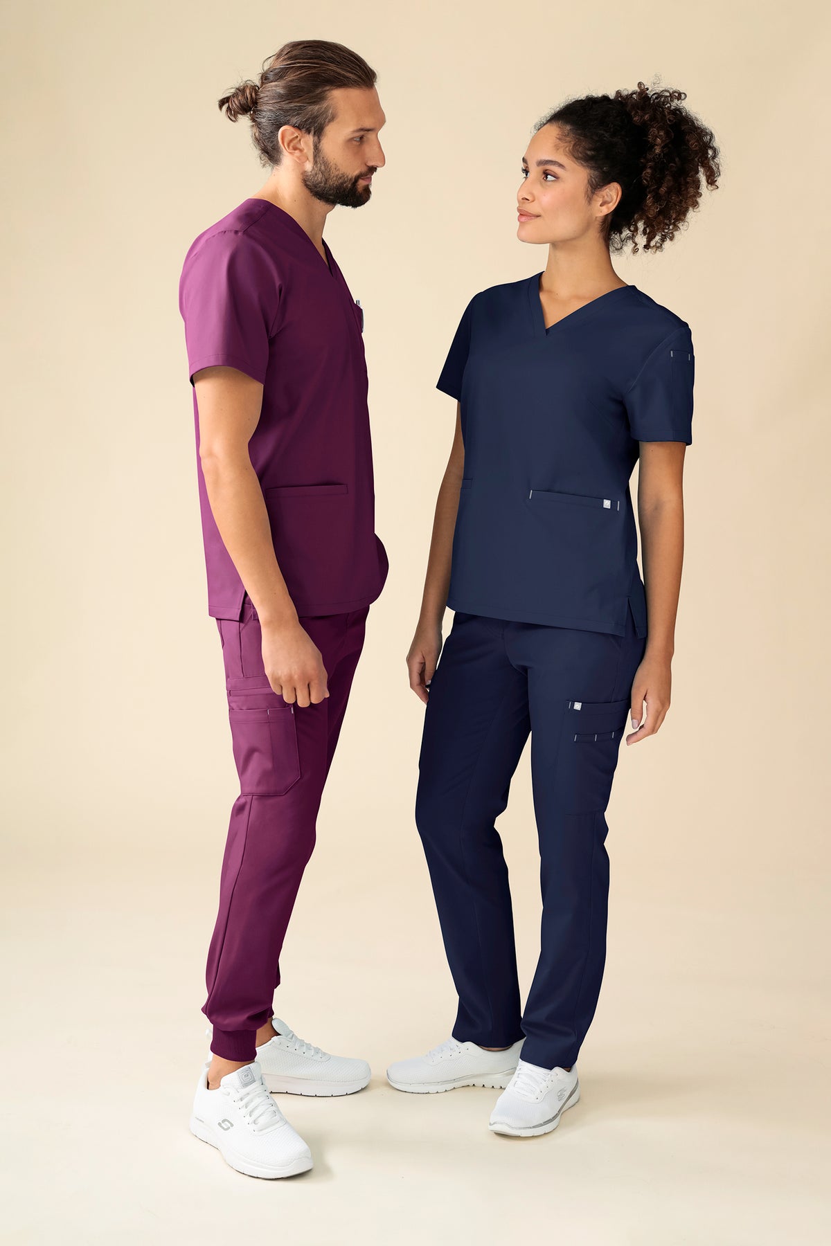 KAERE broek heren - zoom met elastische boord en beenzak pruimen
