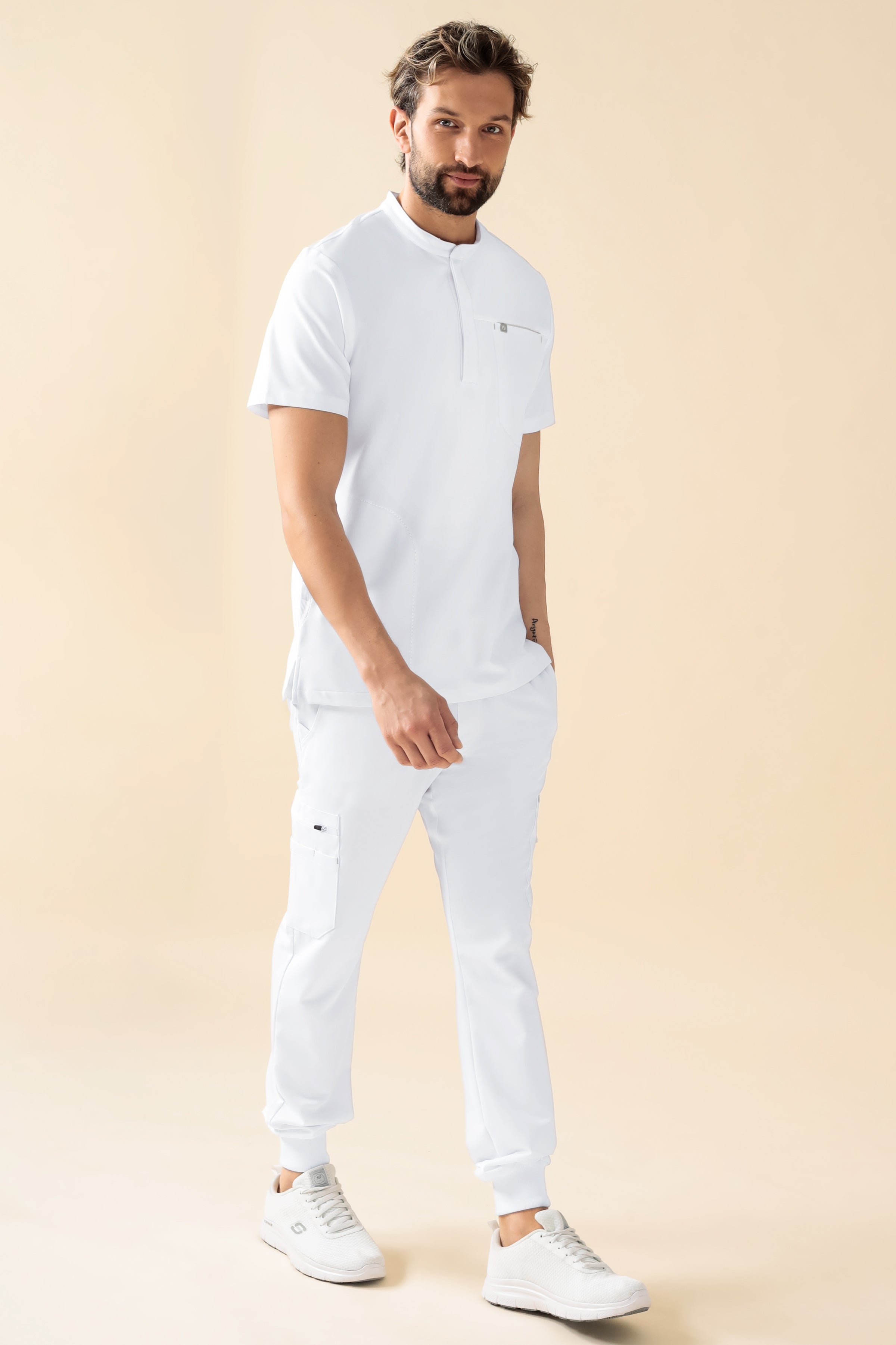 KAERE heren oversteektuniek - opstaande kraag wit