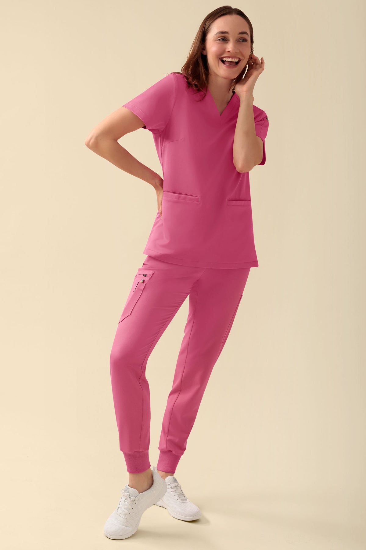 KAERE oversteektuniek dames - V-hals oud rose, Voorzijde view Het model is 177 cm lang en draagt maat S