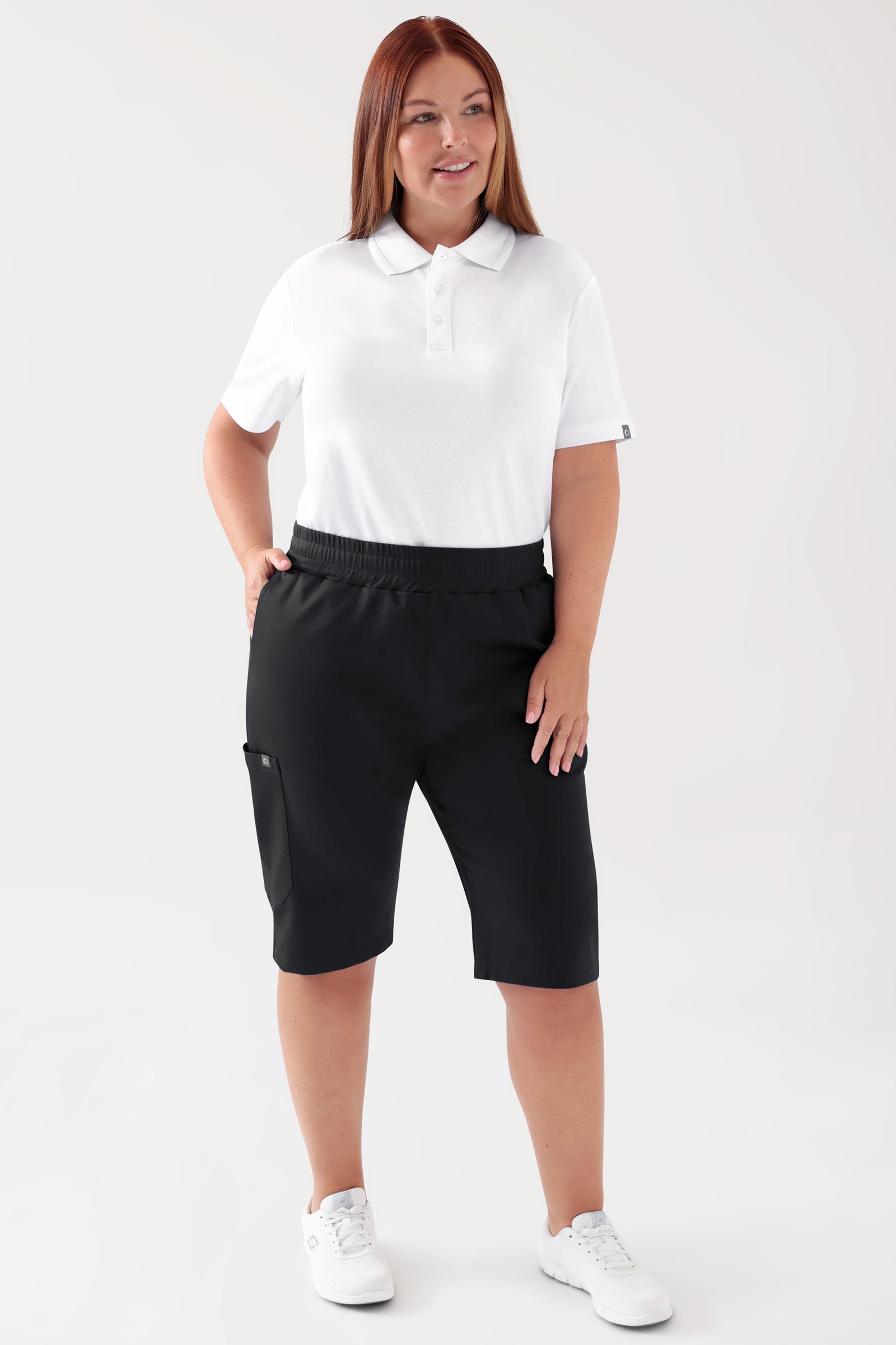 COMFY FLEX Stretch broek Unisex - bermuda zwart, Voorzijde view Het model is 173 cm lang en draagt maat L