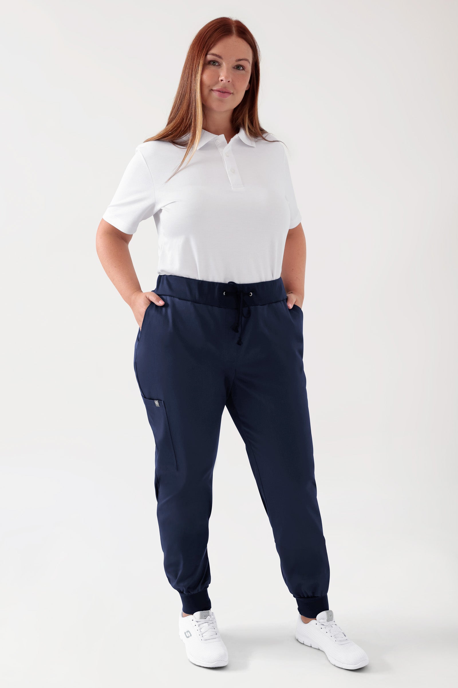 COMFY FLEX broek dames - jogpants navy, Voorzijde view Het model is 173 cm lang en draagt maat XL