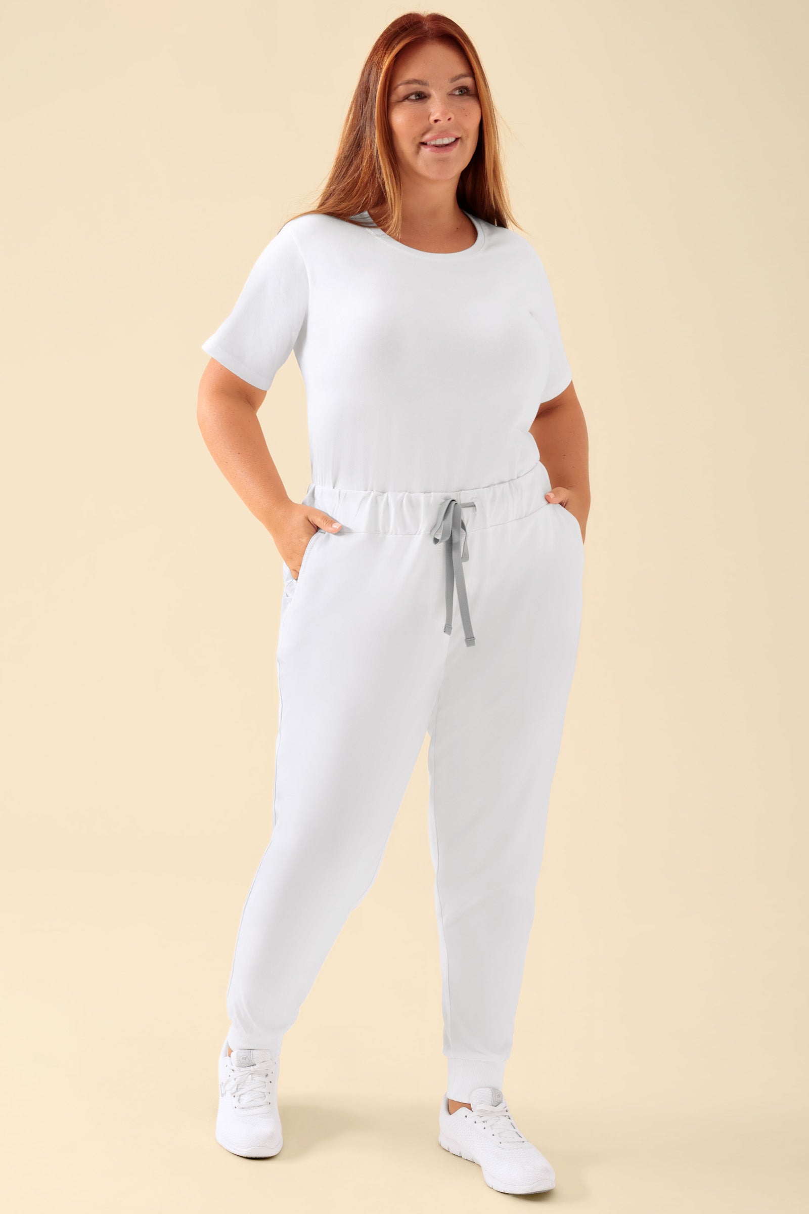 KAERE broek dames - zoom met elastische boord zonder beenzak wit, Voorzijde view Het model is 173 cm lang en draagt maat XL