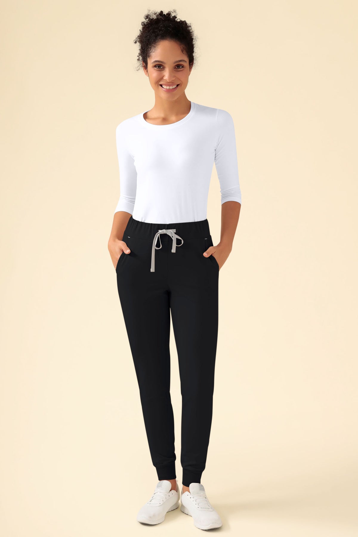 KAERE broek dames - zoom met elastische boord zonder beenzak zwart, Voorzijde view Het model is 176 cm lang en draagt maat S