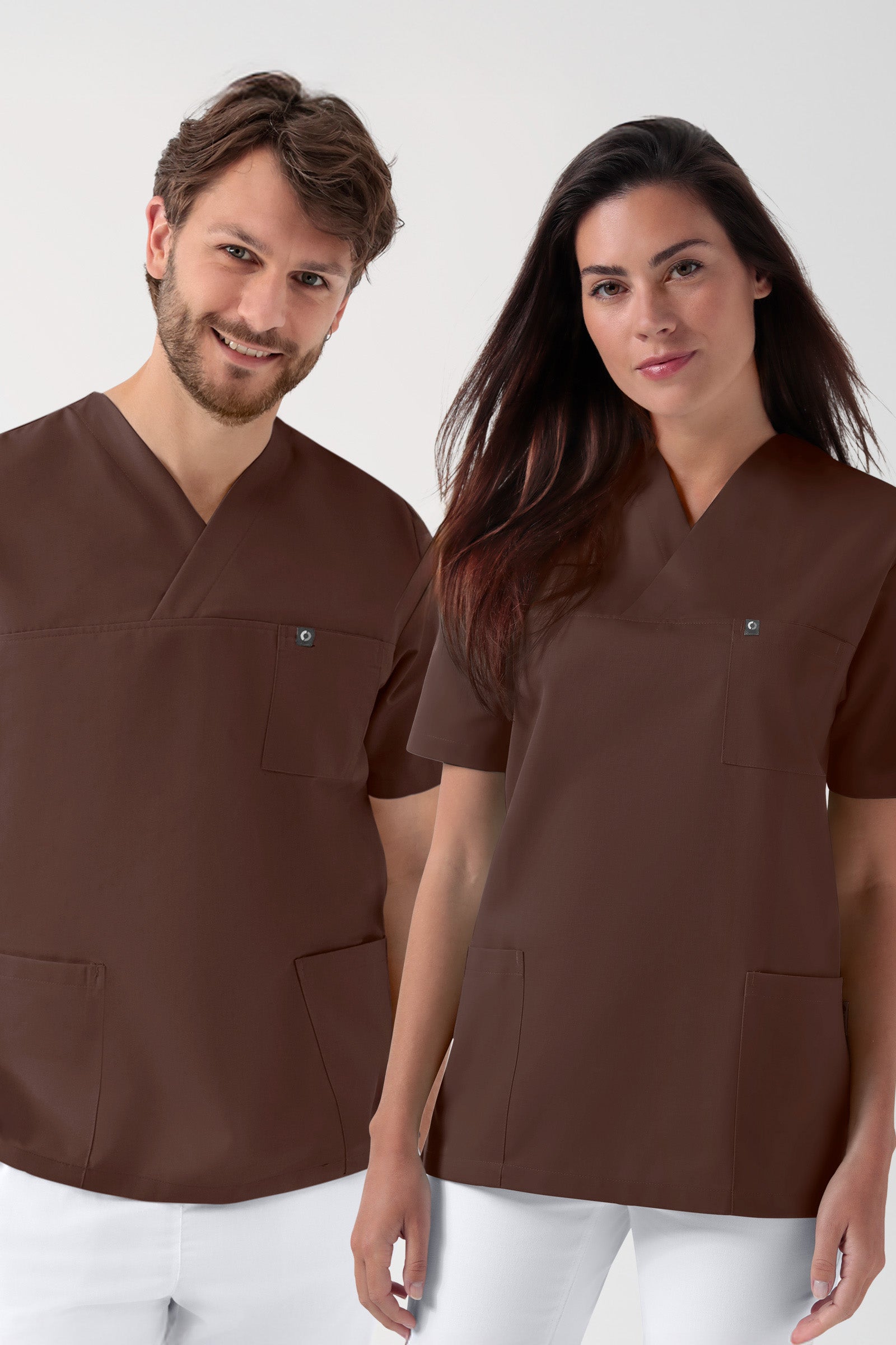 GREEN Stretch oversteektuniek uniseks - V-hals coffee