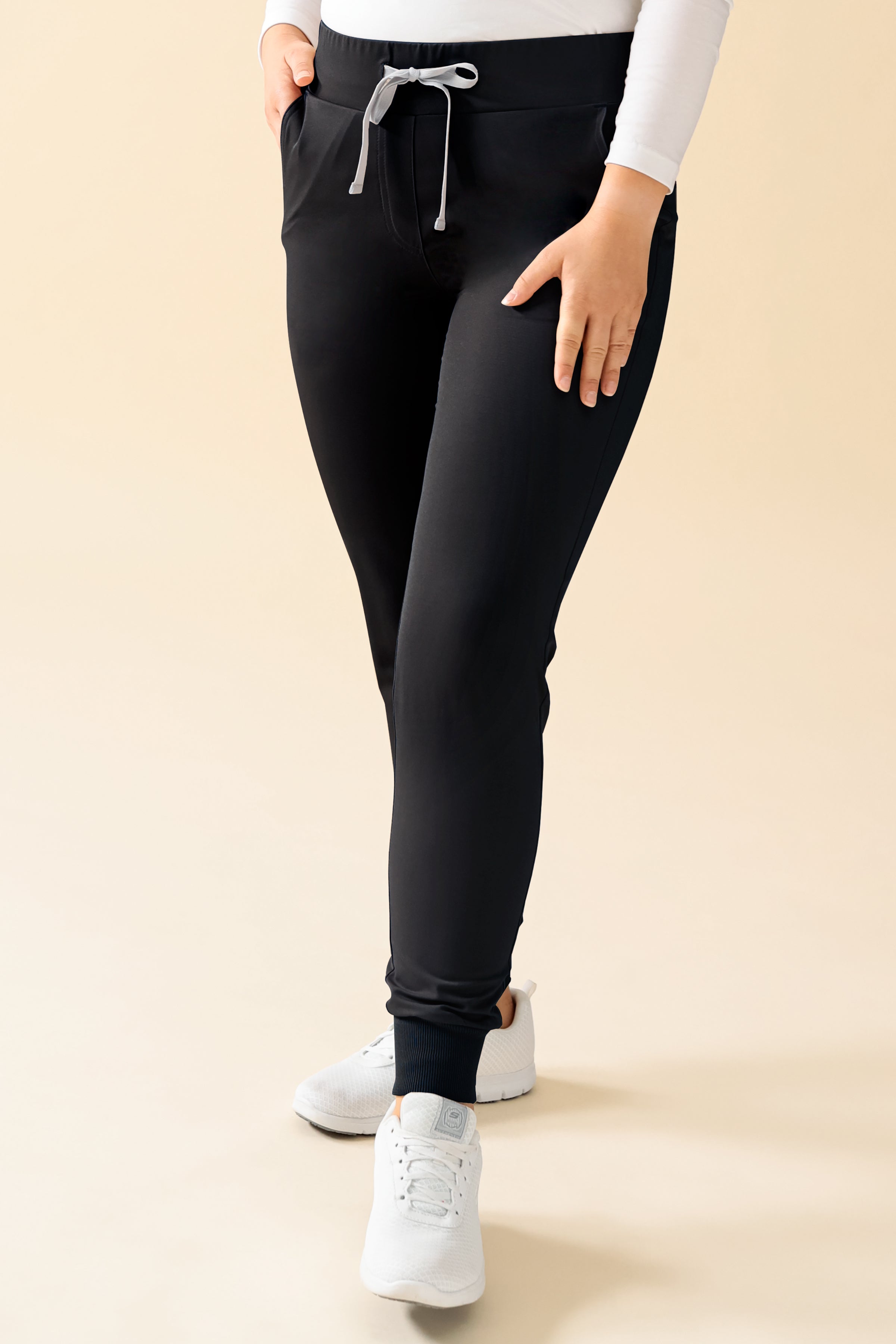 KAERE broek dames - zoom met elastische boord korte maat zonder beenzak zwart