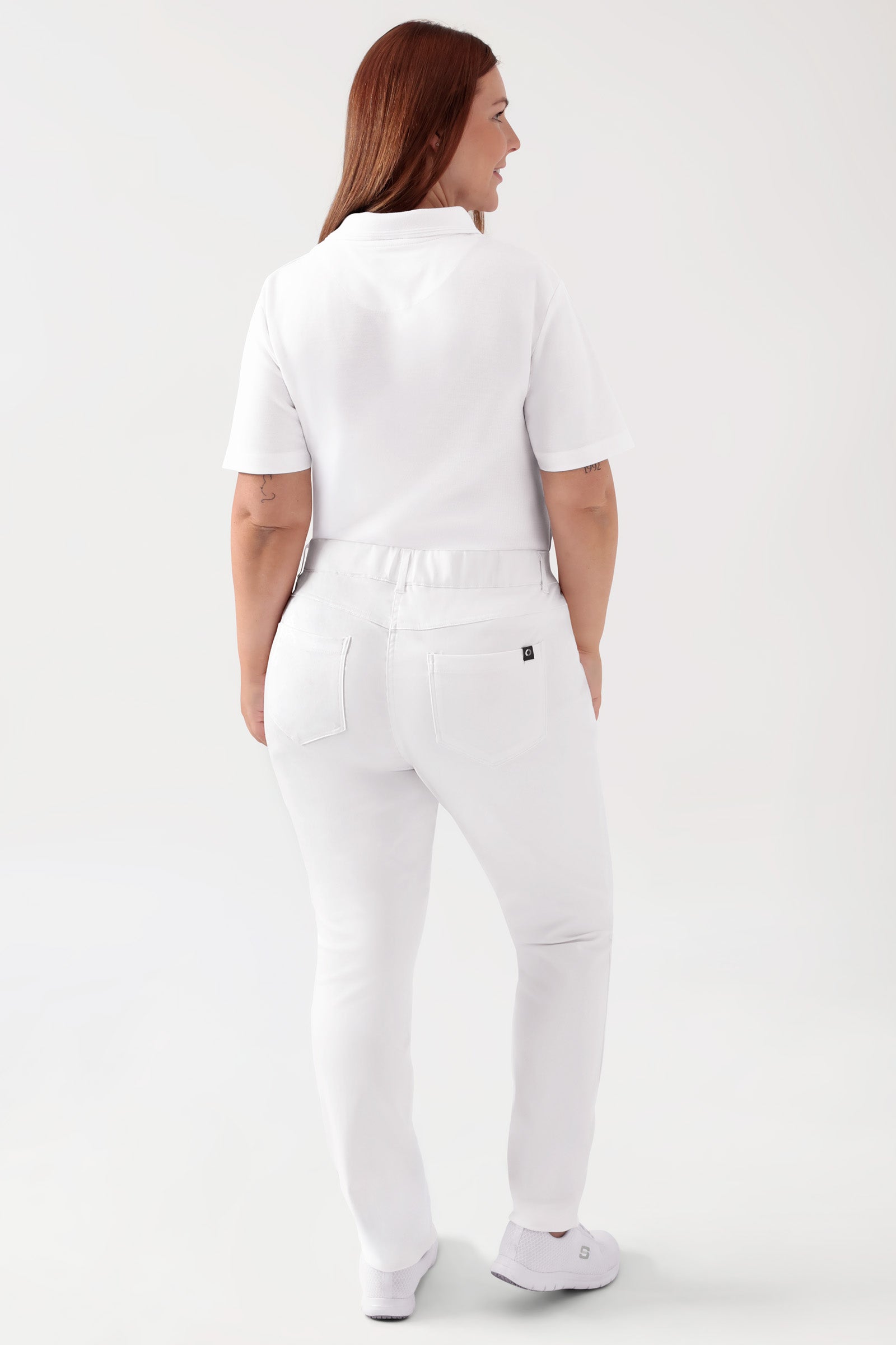 COMFY FLEX 5-pocket broek dames - slanke pijp wit, Achterzijde view Het model is 173 cm lang en draagt maat 46