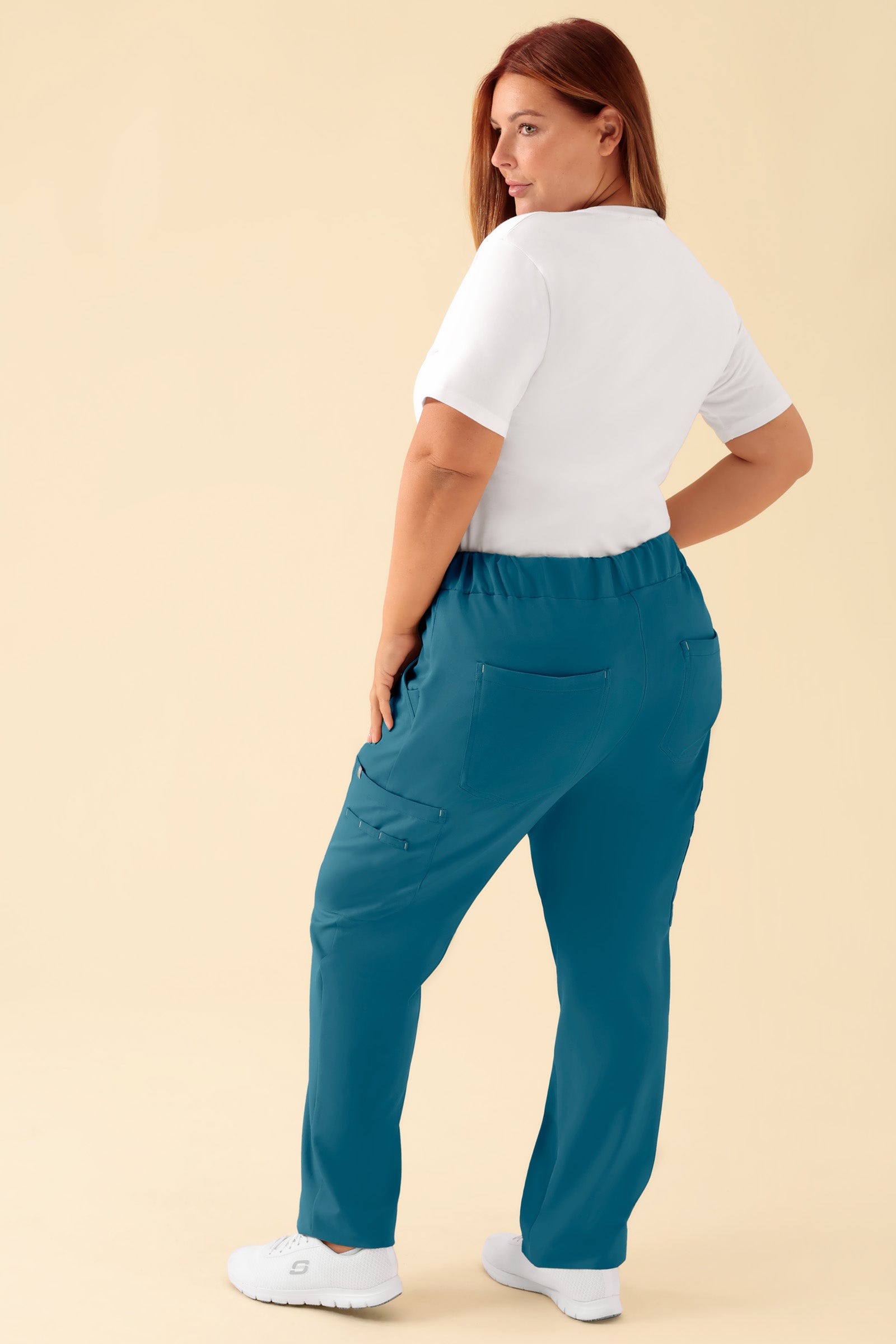 KAERE broek dames - met beenzak petrol, Achterzijde view Het model is 173 cm lang en draagt maat XL