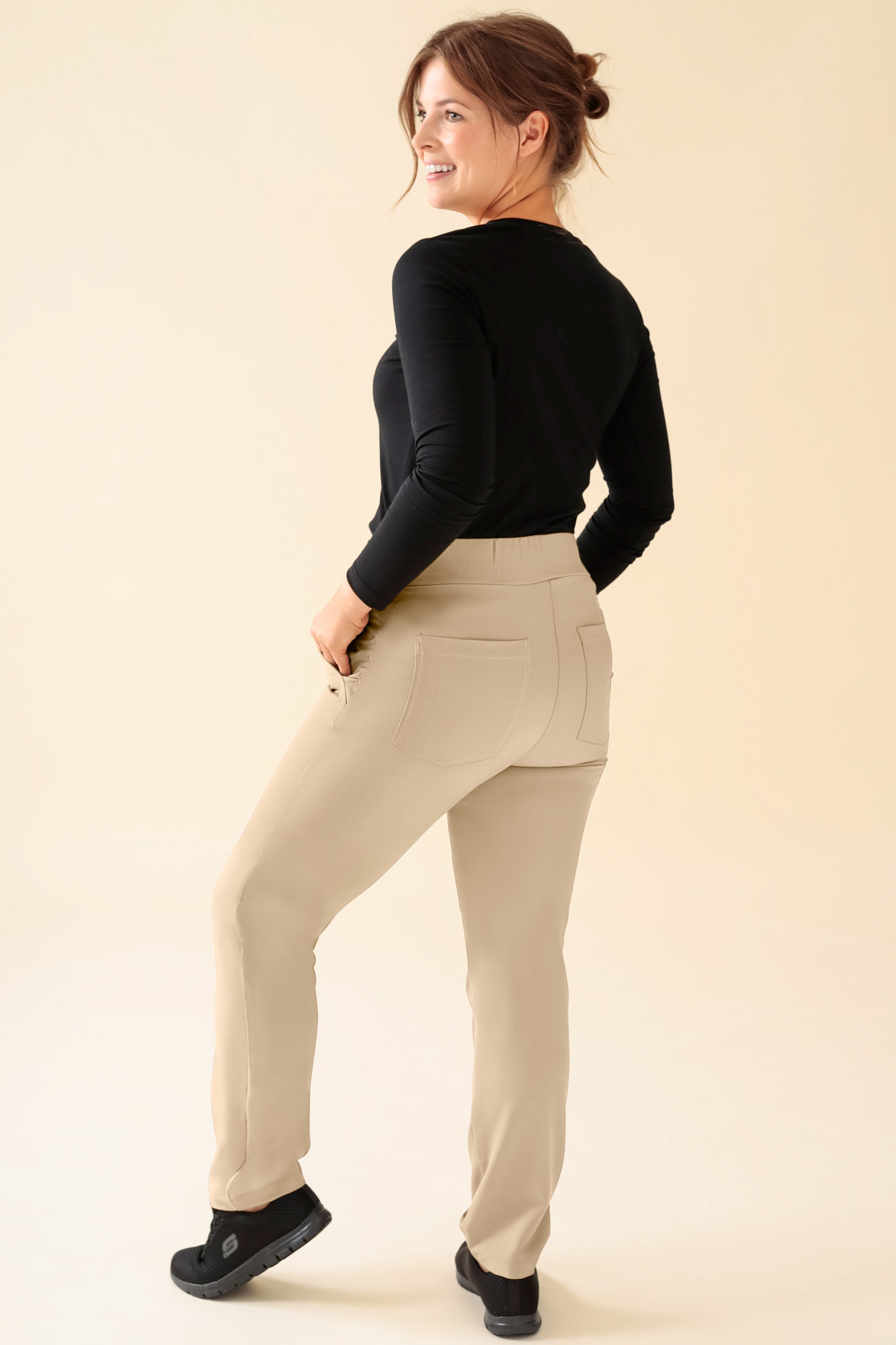 KAERE broek dames - korte maat zonder beenzak zand