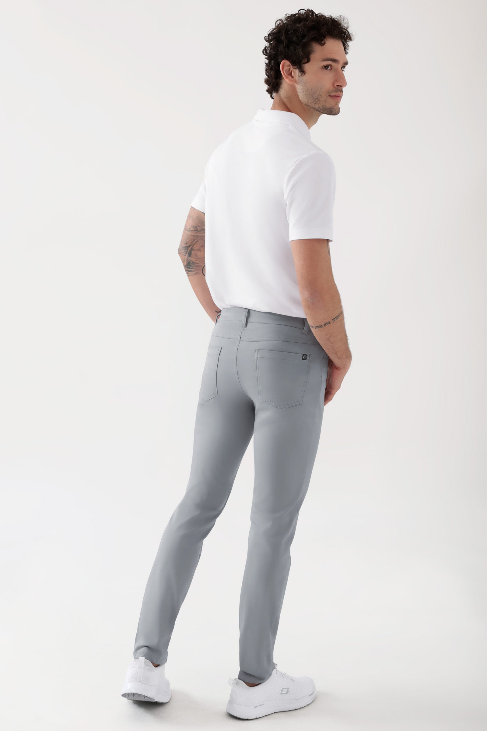 COMFY FLEX 5-pocket broek heren - slanke pijp grijs, Achterzijde view Het model is 188 cm lang en draagt maat 48