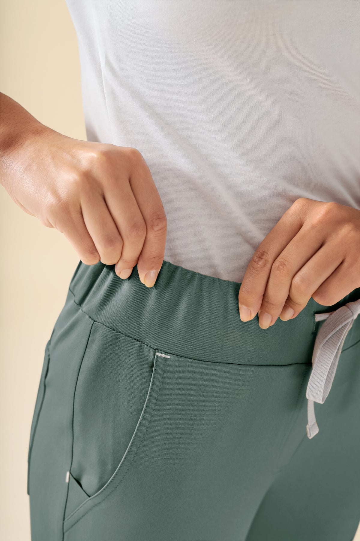 KAERE broek dames - zoom met elastische boord korte maat zonder beenzak donkergroen