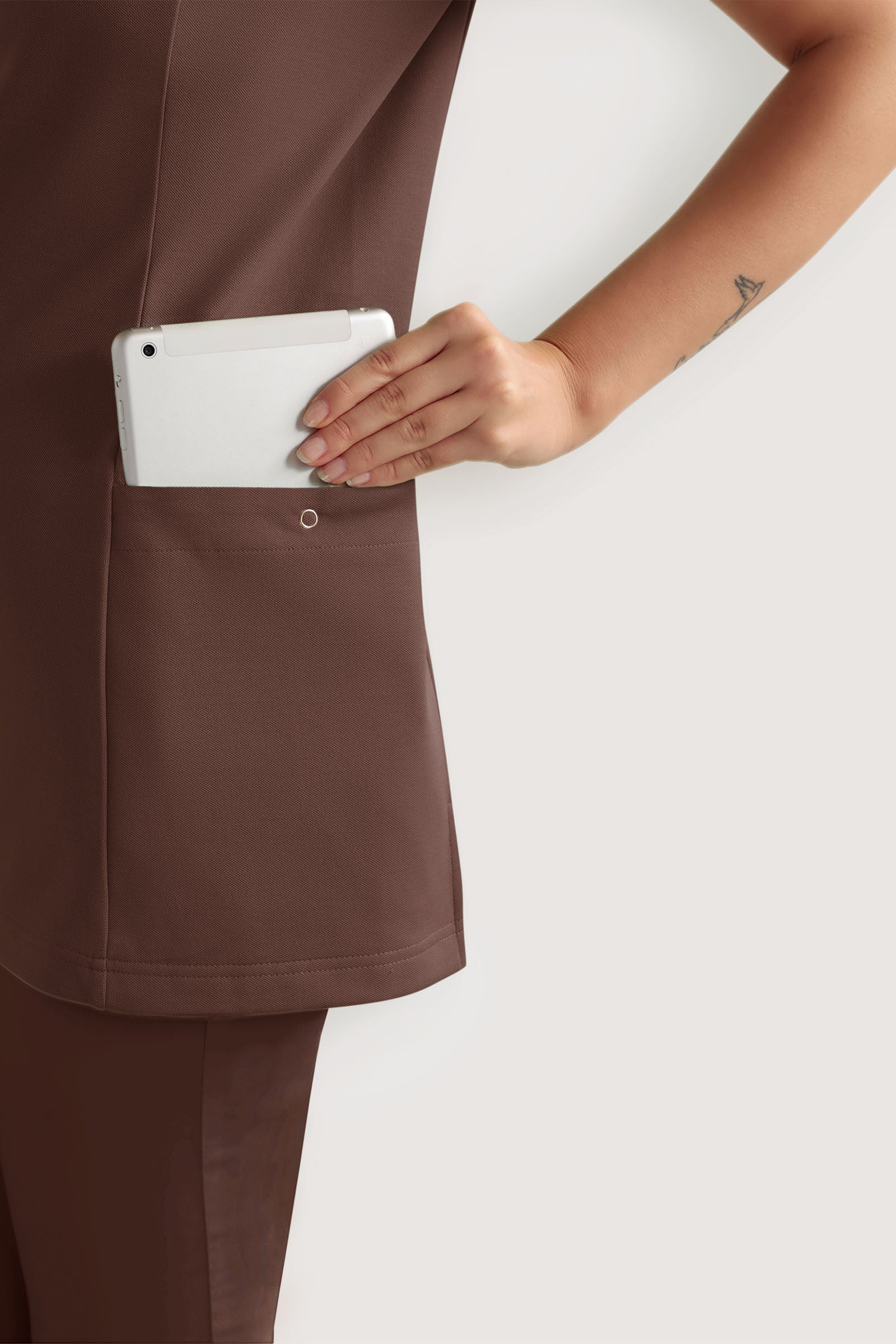 COMFY FLEX stretch oversteektuniek dames - hartvormige hals coffee