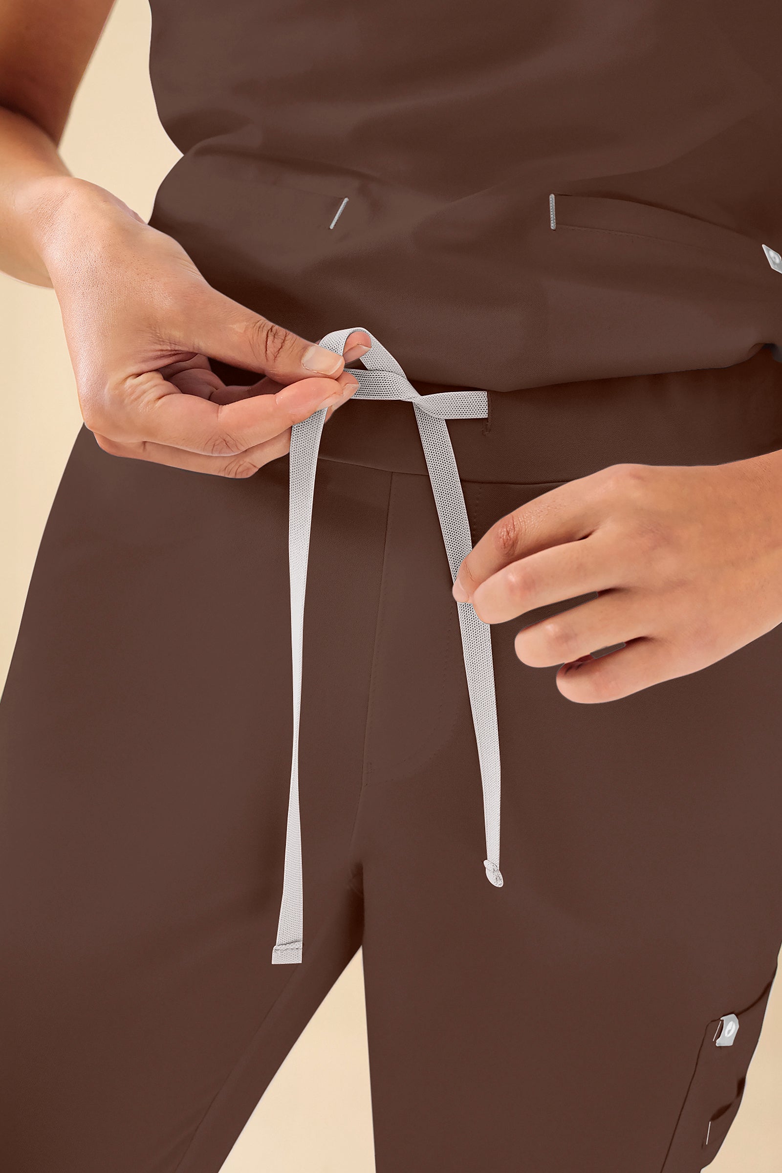 KAERE broek dames - zoom met elastische boord en beenzak coffee