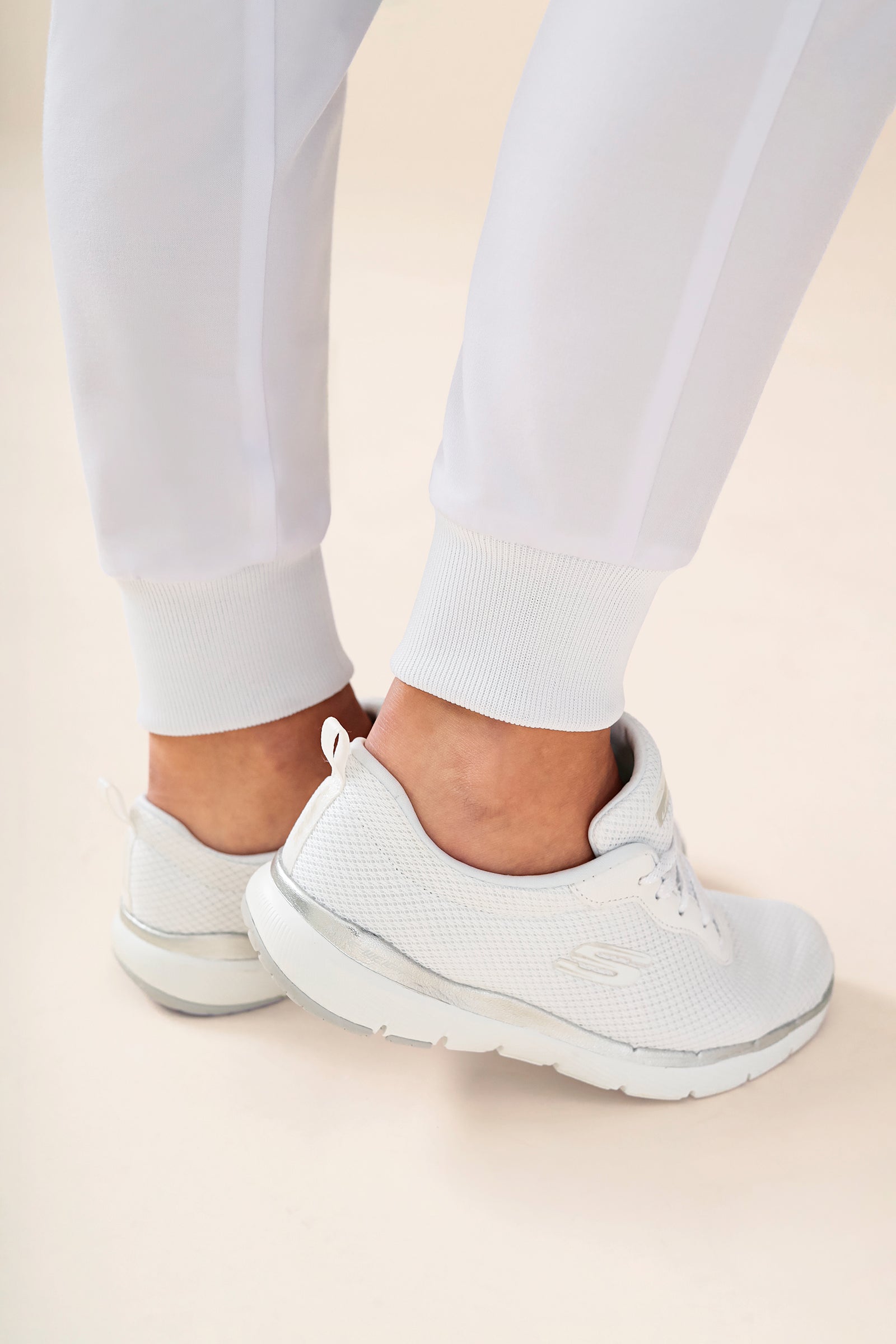 KAERE broek dames - zoom met elastische boord en beenzak wit