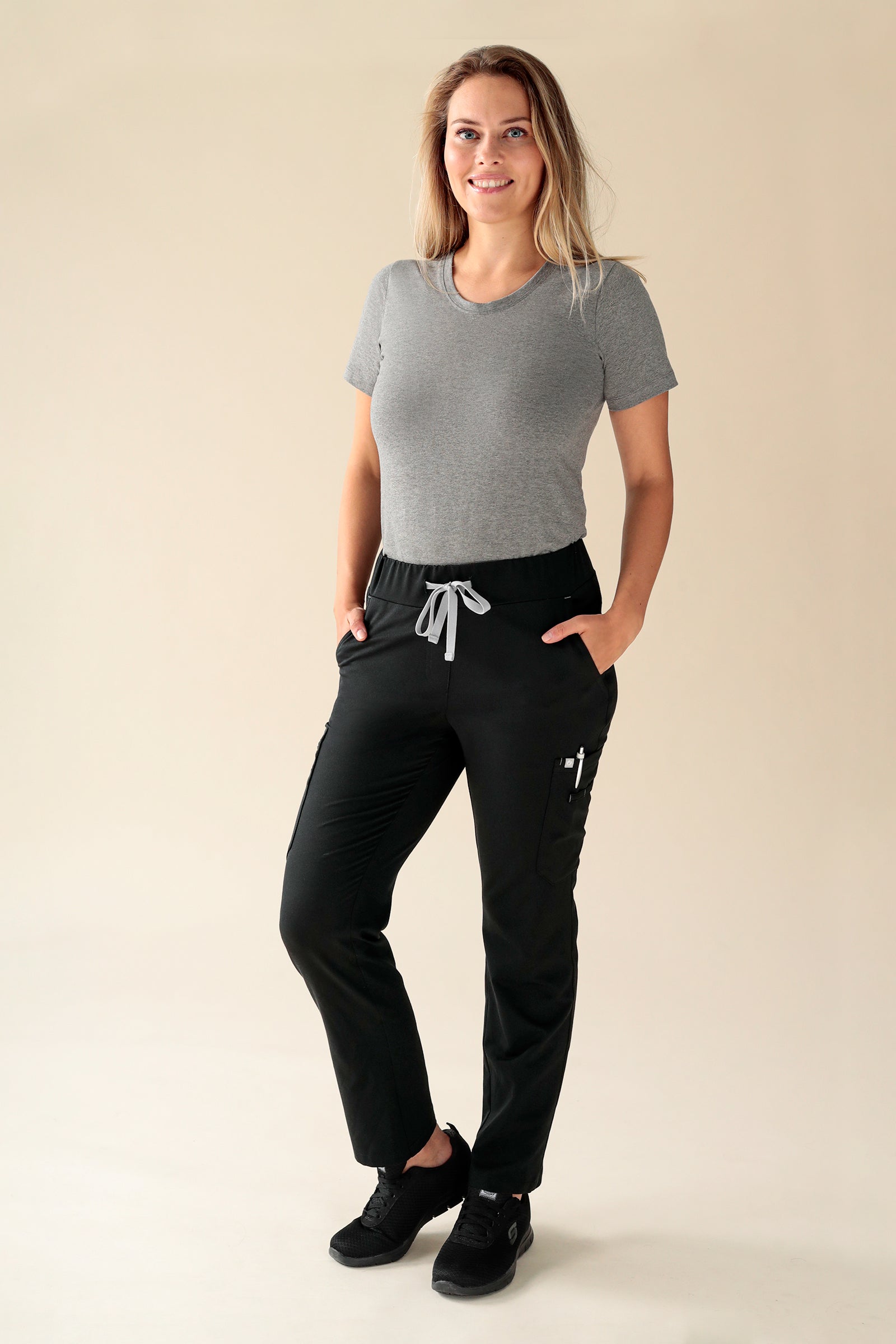 KAERE broek dames - korte maat met beenzak zwart