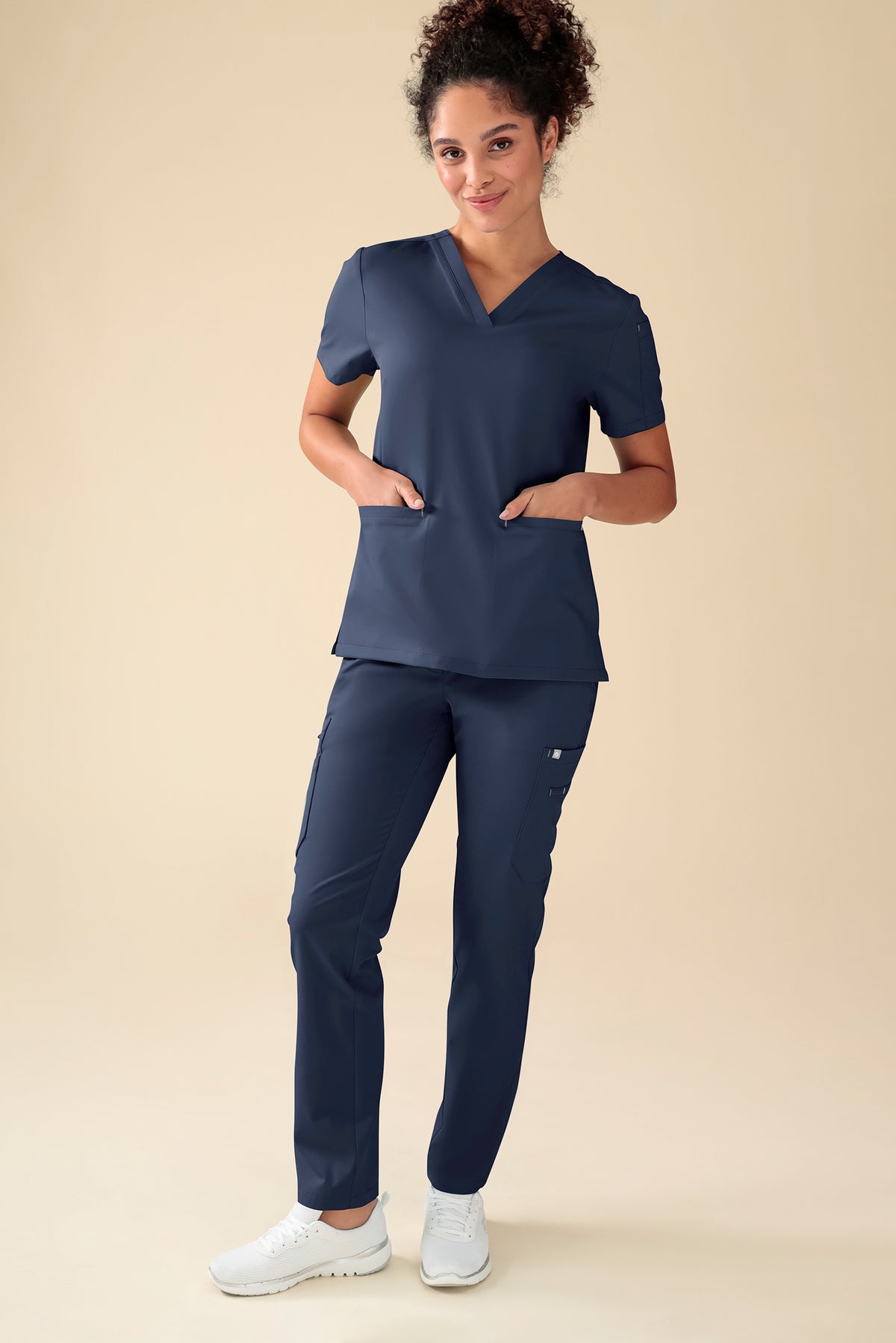 KAERE broek dames - met beenzak navy, Voorzijde view Het model is 176 cm lang en draagt maat S