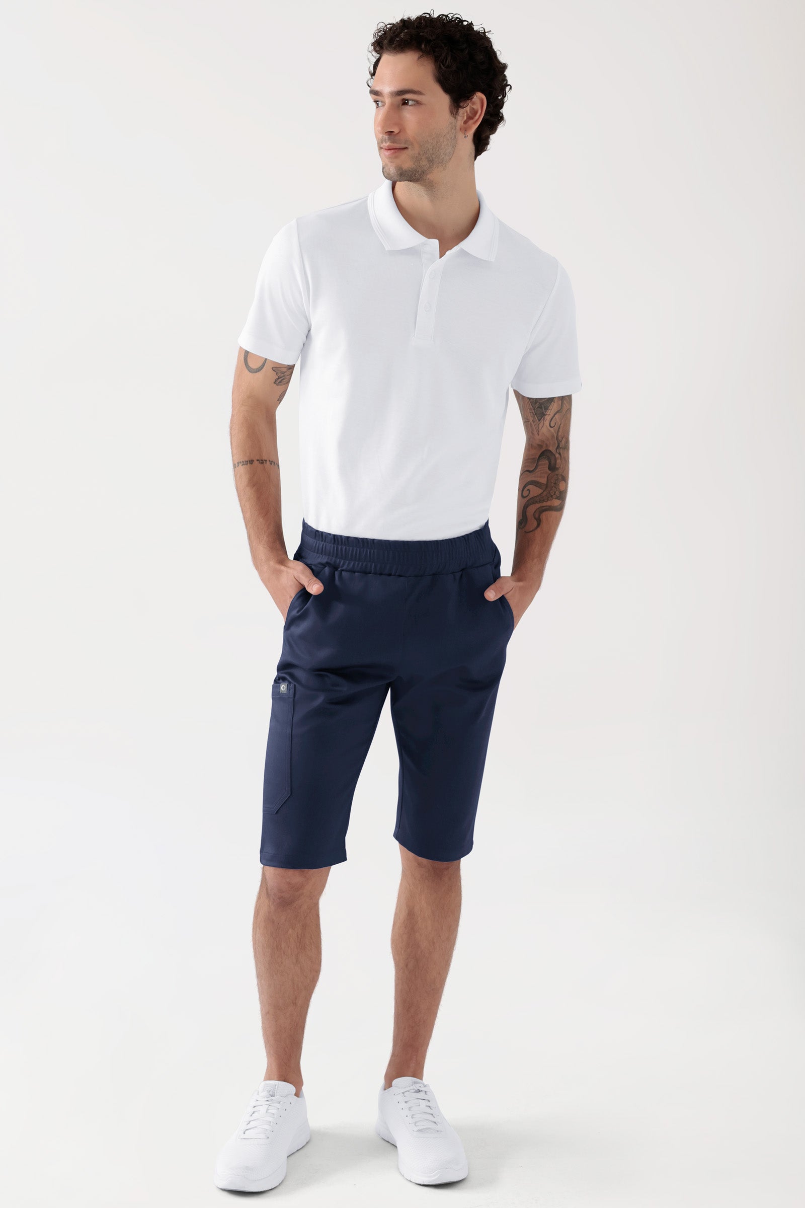 COMFY FLEX Stretch broek Unisex - bermuda navy, Voorzijde view Het model is 188 cm lang en draagt maat M