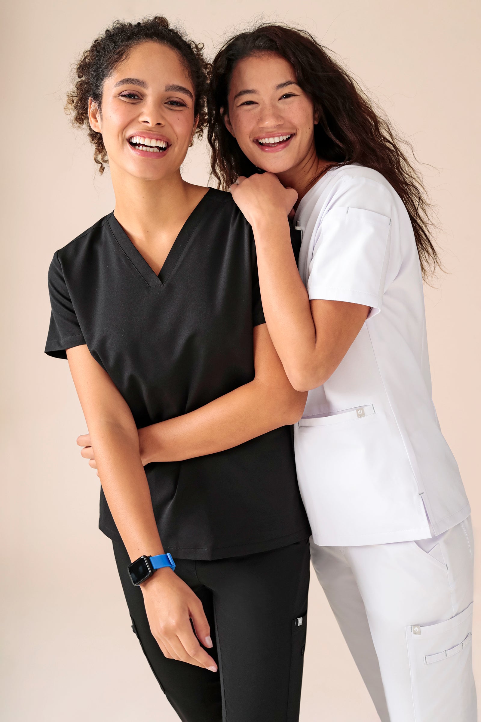 KAERE oversteektuniek dames - V-hals zwart