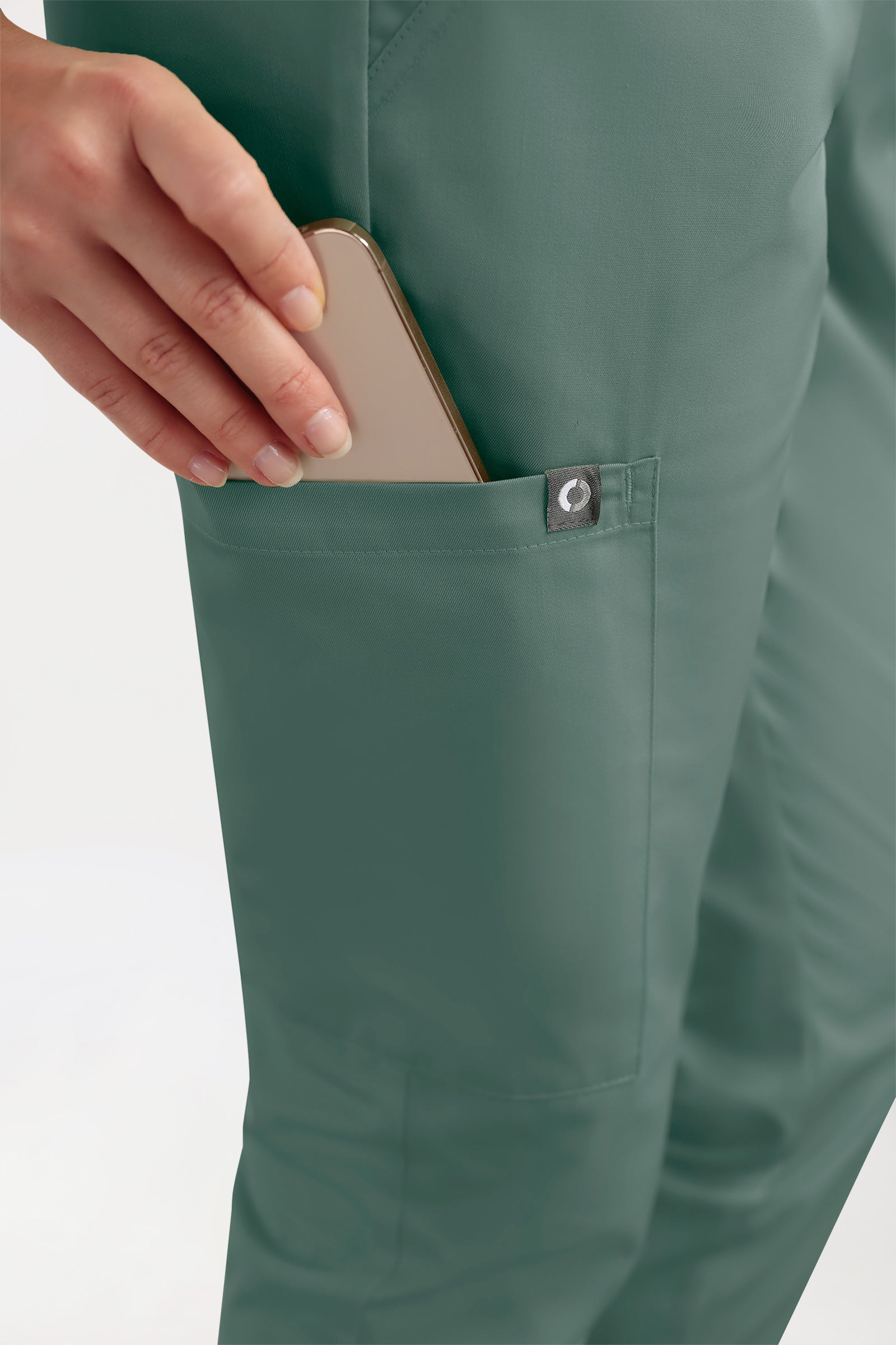CORE cargo broek dames - joggingbroek style donkergroen